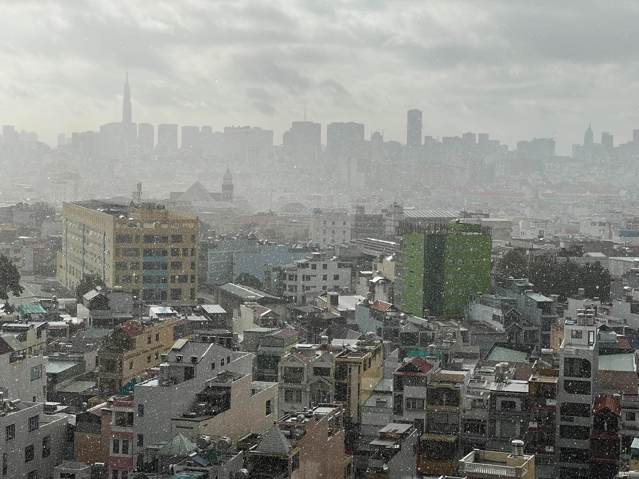 mưa - Ảnh 1.
