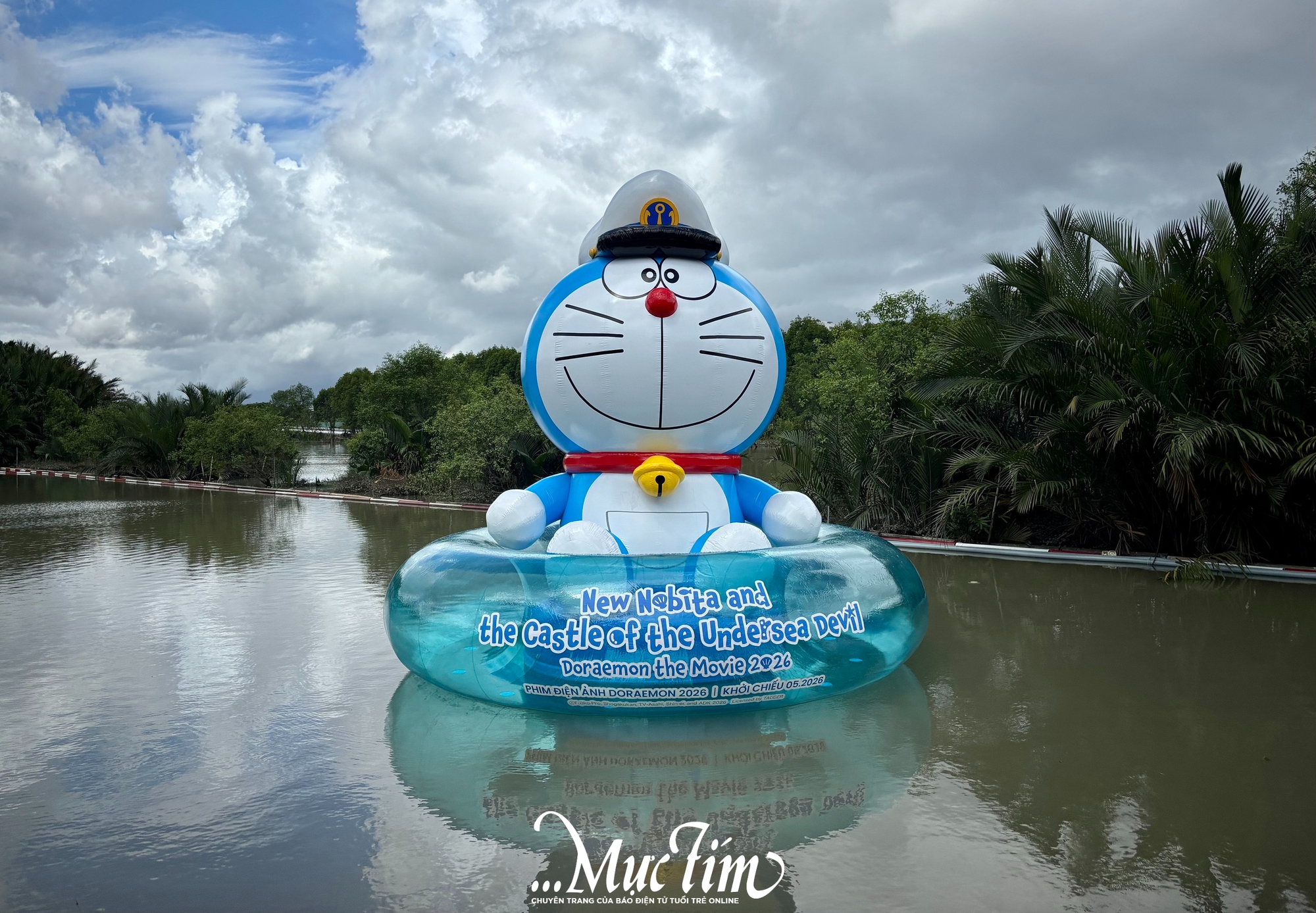 Trở về tuổi thơ với triển lãm Doraemon giữa lòng TP.HCM - Ảnh 1.