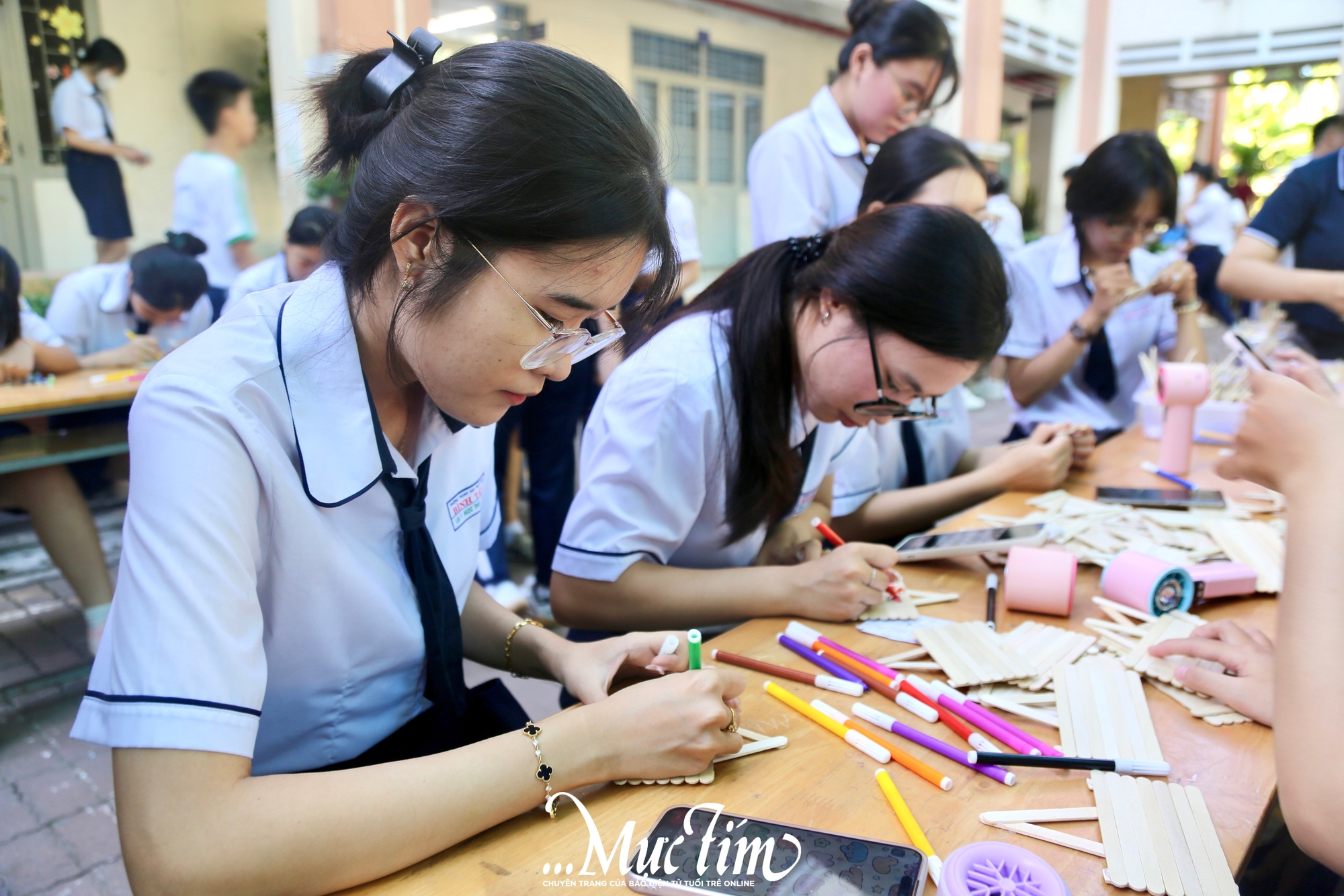 Rộn ràng không khí Ngày hội STEM tại Trường THPT Bình Tân- Ảnh 2. Rộn ràng không khí Ngày hội STEM tại Trường THPT Bình Tân- Ảnh 2.