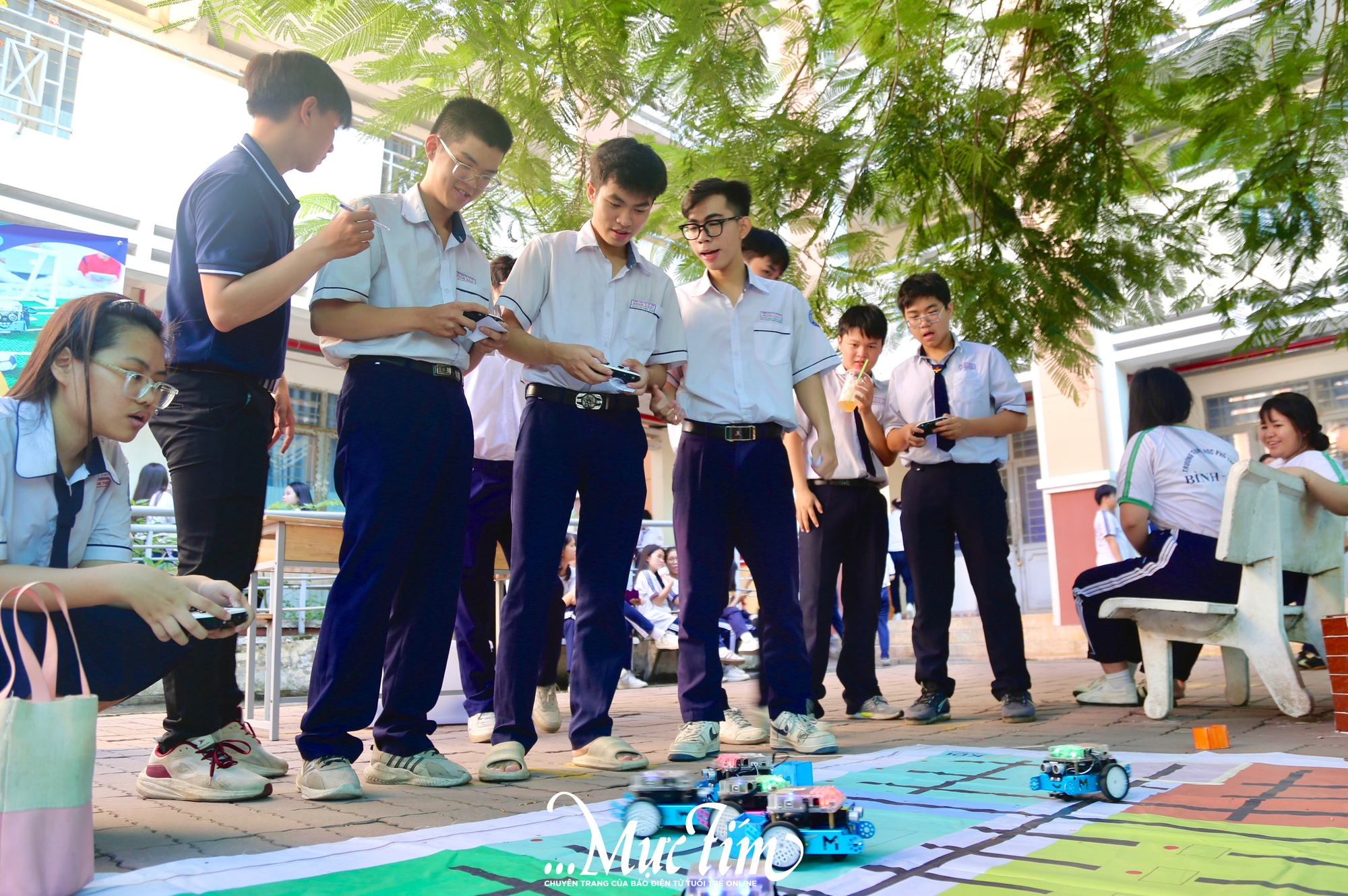 Rộn ràng không khí Ngày hội STEM tại Trường THPT Bình Tân- Ảnh 9. Rộn ràng không khí Ngày hội STEM tại Trường THPT Bình Tân- Ảnh 9.