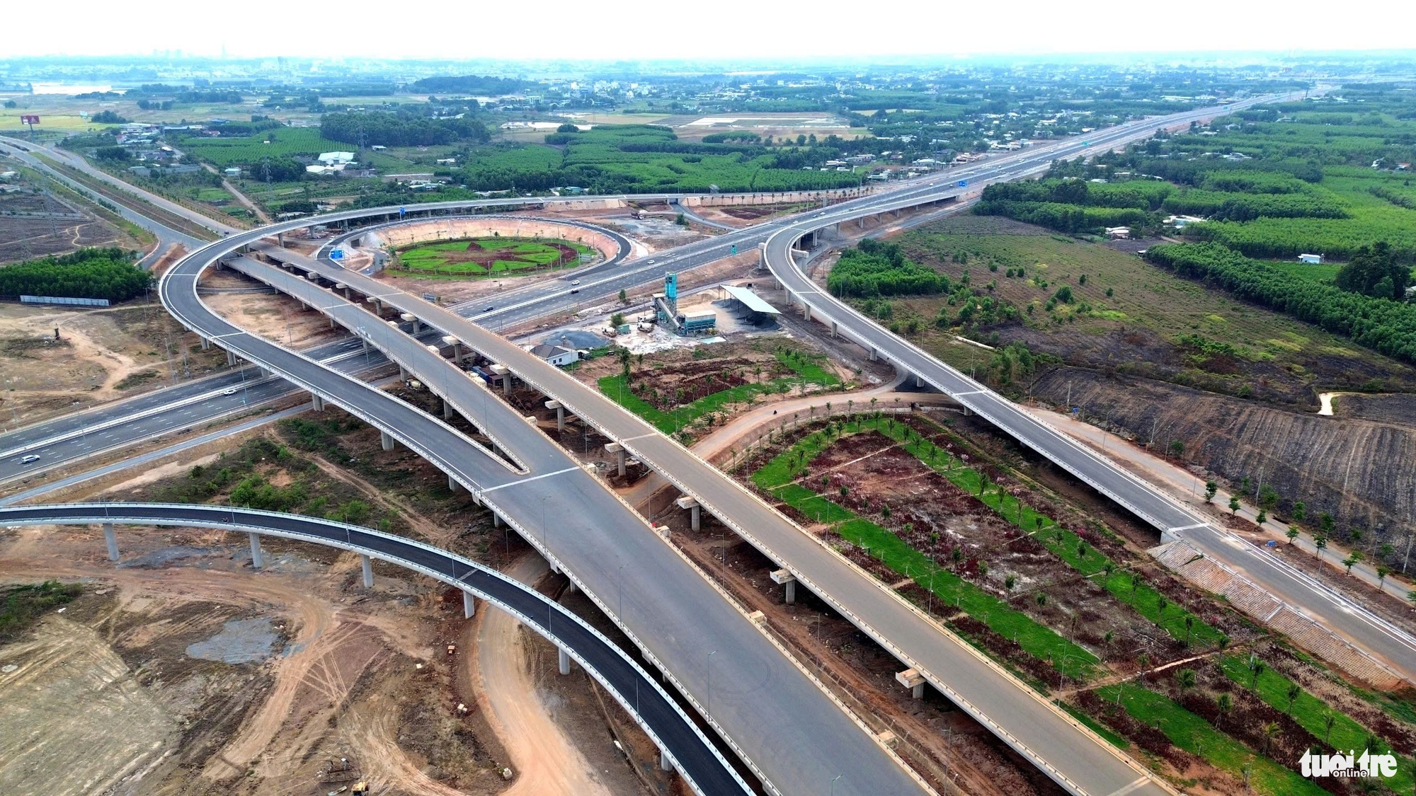Sáng nay chưa mở được nút giao Long Thành để đi vào cao tốc Biên Hòa - Vũng Tàu - Ảnh 2.