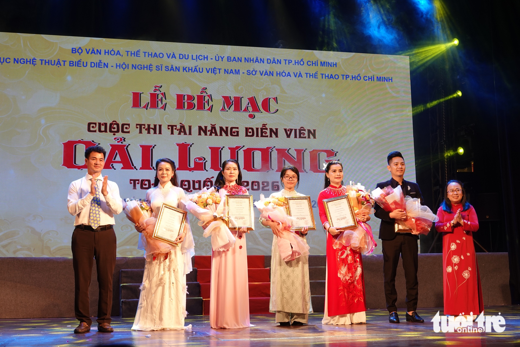 Bế mạc cuộc thi tài năng cải lương, 13 tài năng được vinh danh - Ảnh 4.
