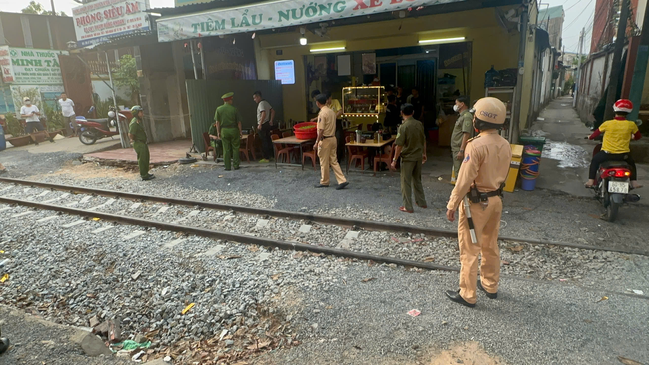đường sắt - Ảnh 1.