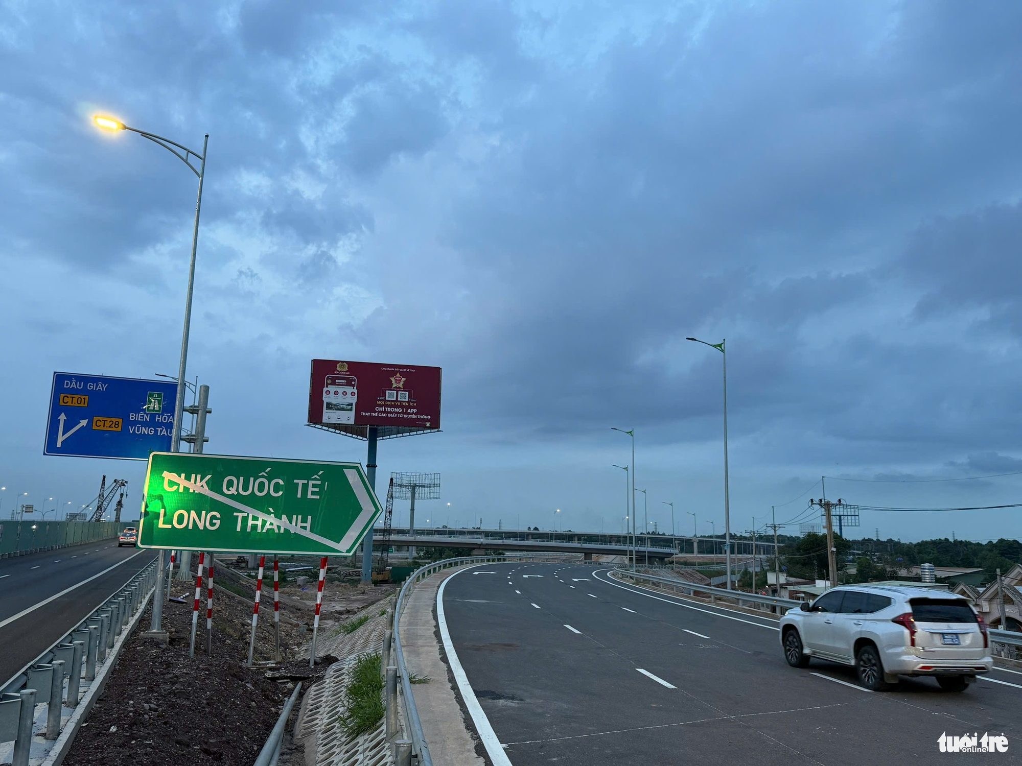 cao tốc - Ảnh 2.