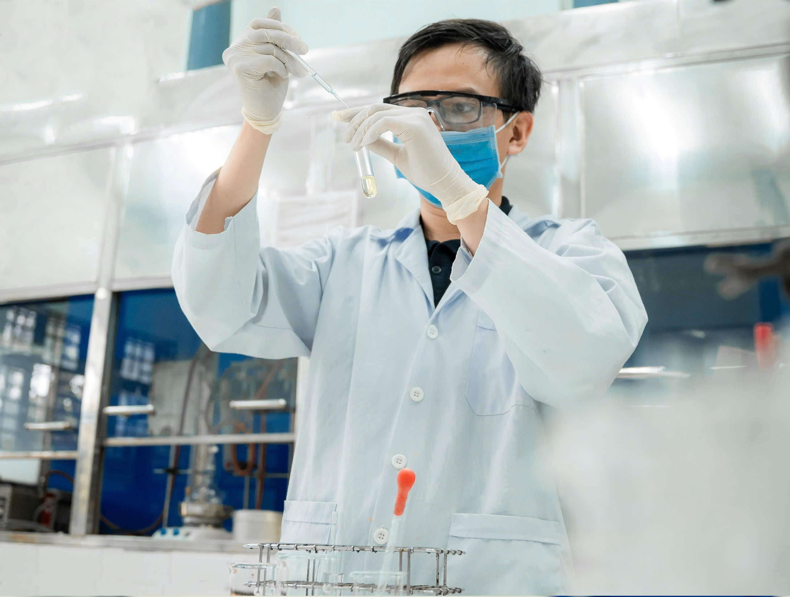 Việt Nam đặt mục tiêu có 50 nhóm nghiên cứu mạnh về khoa học tự nhiên vào năm 2035 nghiên cứu - Ảnh 1.