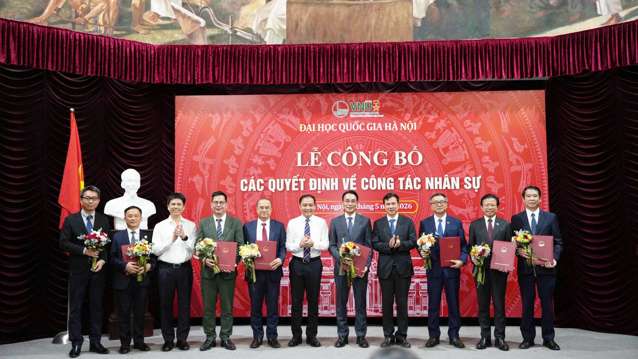 hiệu trưởng - Ảnh 1.