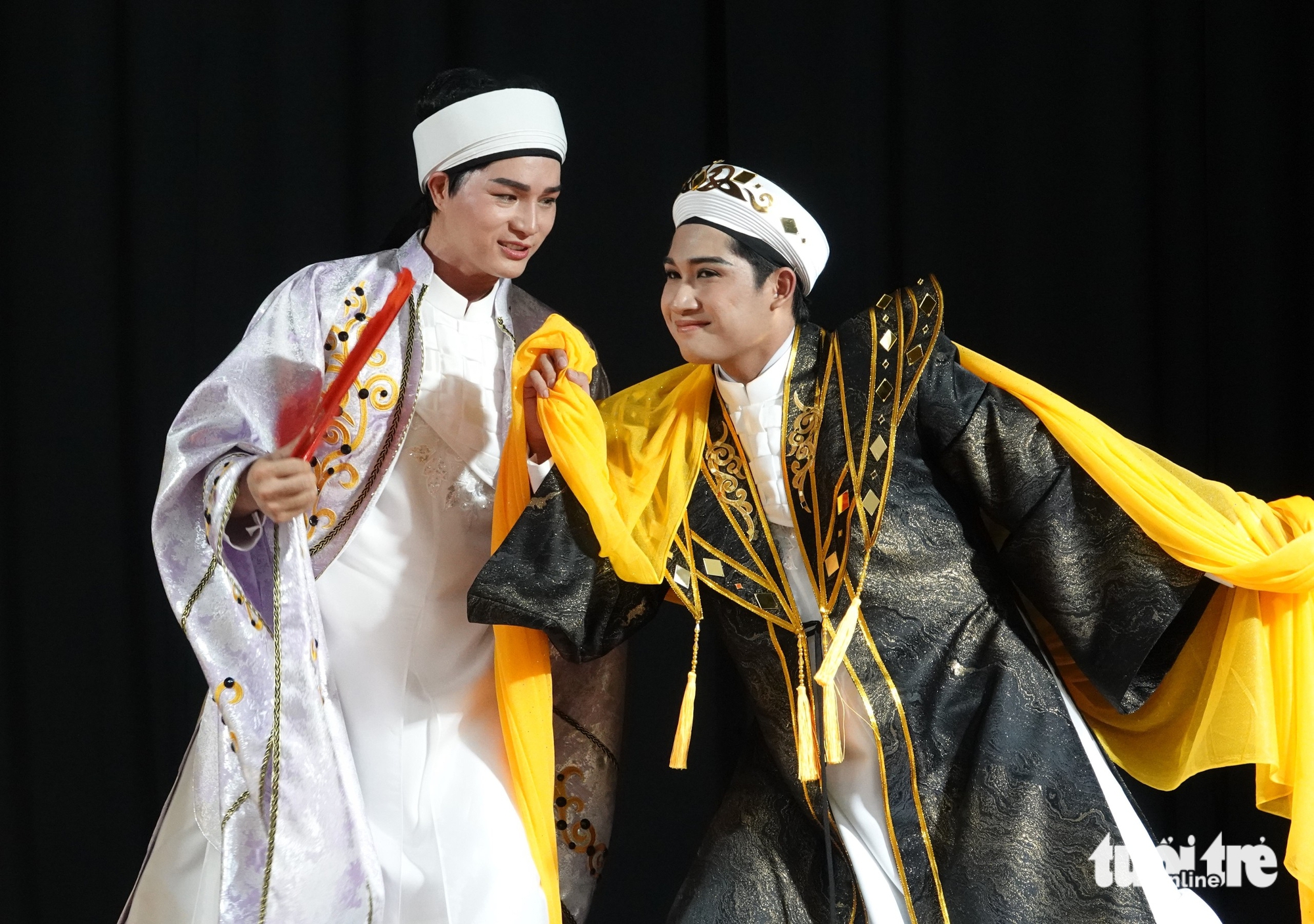 Lê Nguyên Đạt đưa cải lương thể nghiệm Nhật thực đến Trung Quốc - Ảnh 1.