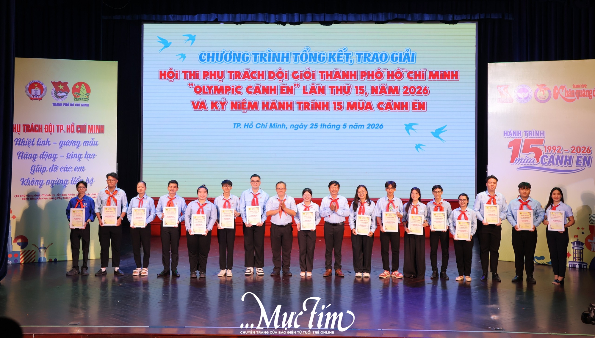 Trao giải Hội thi Phụ trách Đội giỏi TP.HCM Olympic Cánh én- Ảnh 7.