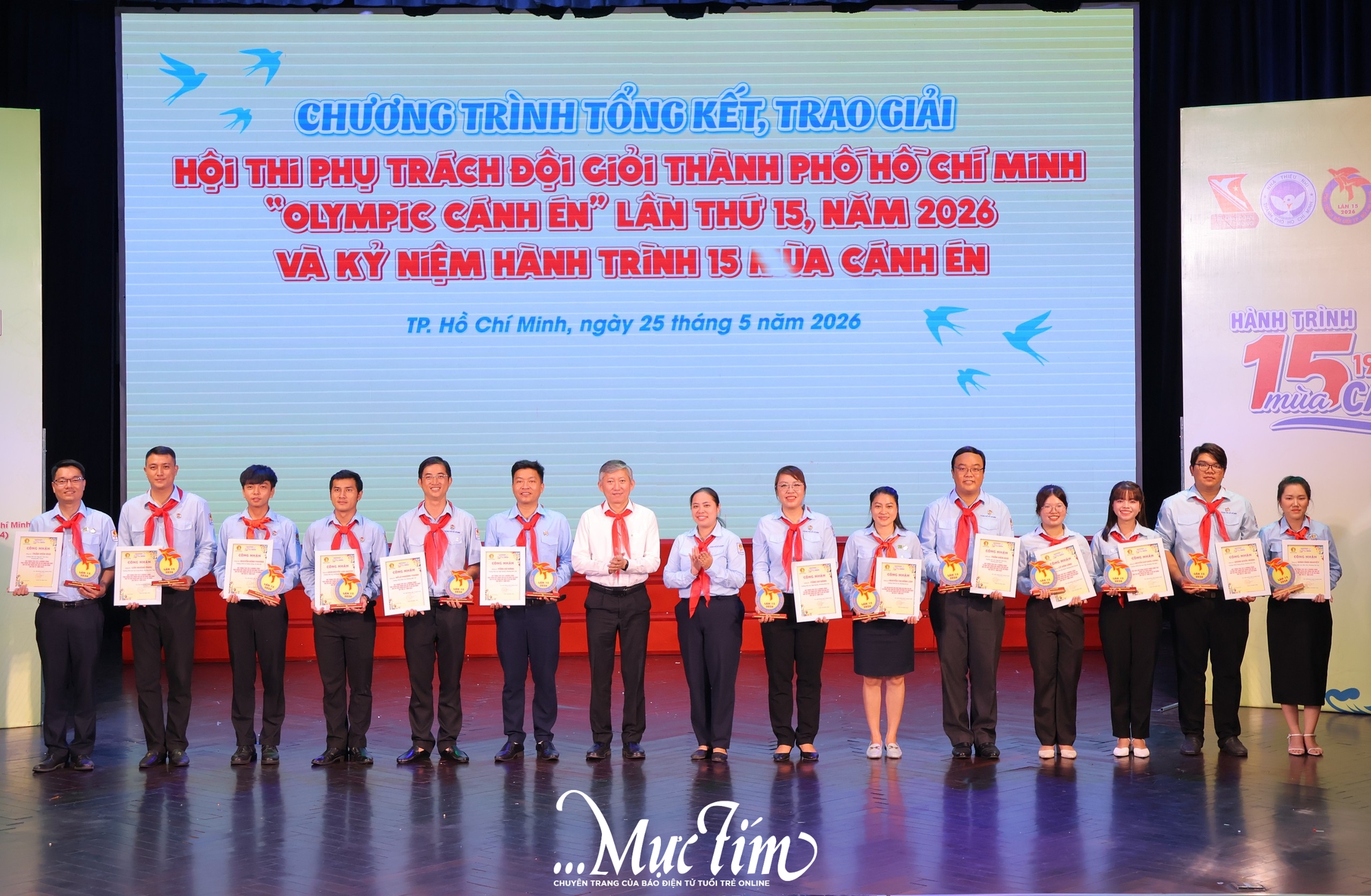 Trao giải Hội thi Phụ trách Đội giỏi TP.HCM Olympic Cánh én- Ảnh 12.