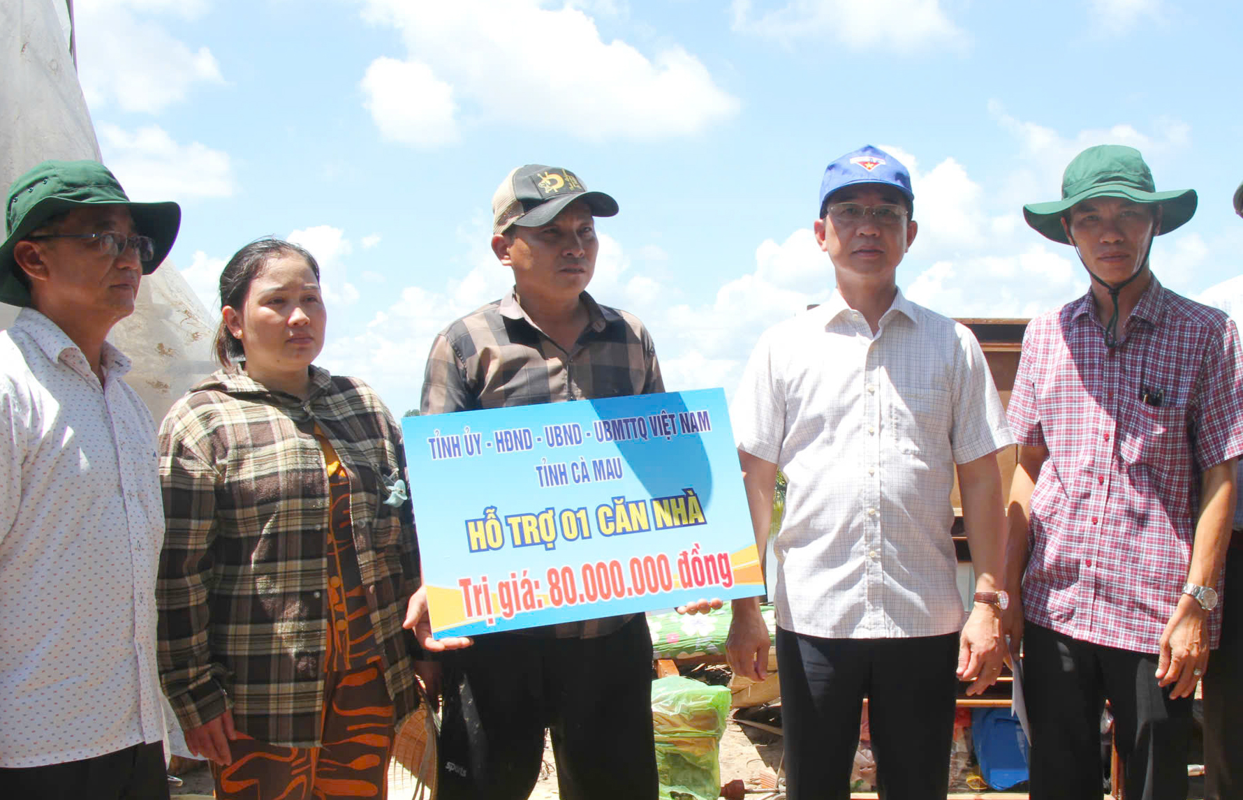 Cà Mau - Ảnh 1.