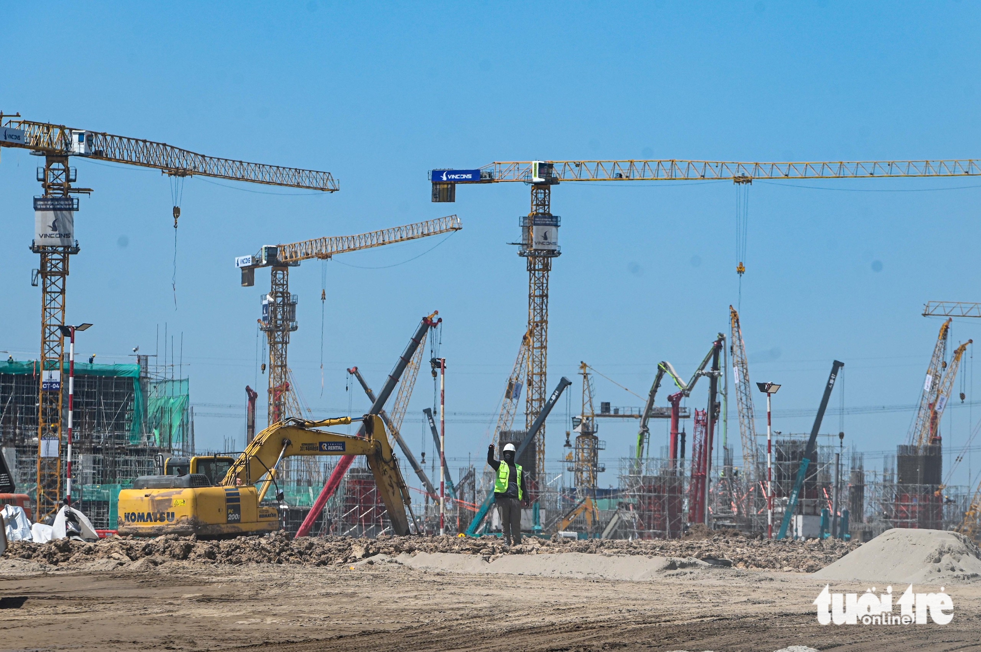 sân vận động - Ảnh 13.