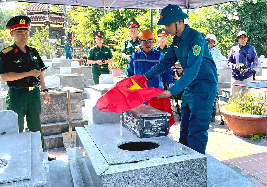 Đà Nẵng bắt đầu lấy mẫu xác định danh tính gần 30.000 liệt sĩ - Ảnh 4.