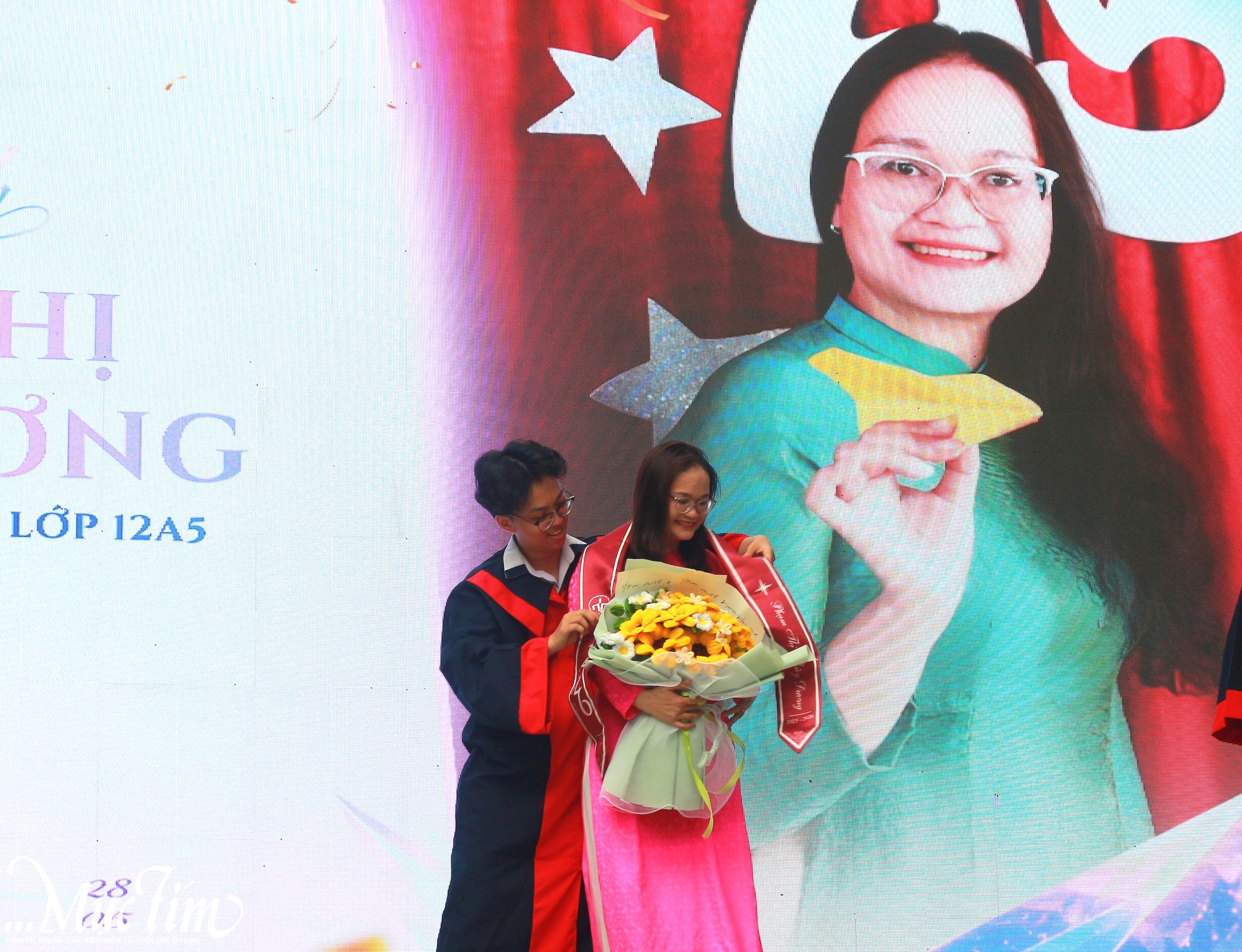 Lời hứa tuổi 18 của học trò Trường THPT Nguyễn Du- Ảnh 2.