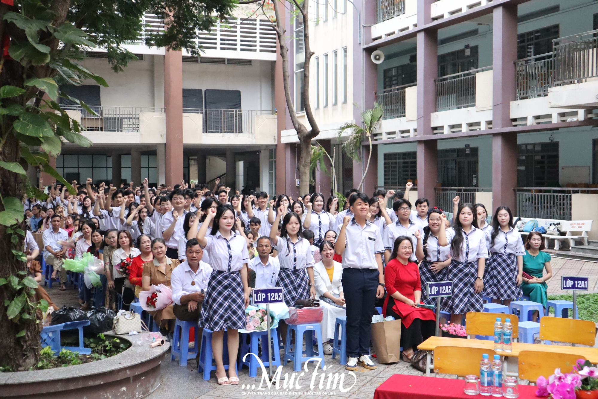 Lời hứa tuổi 18 của học trò Trường THPT Nguyễn An Ninh - Bình Dương trong lễ trưởng thành - Ảnh 4.