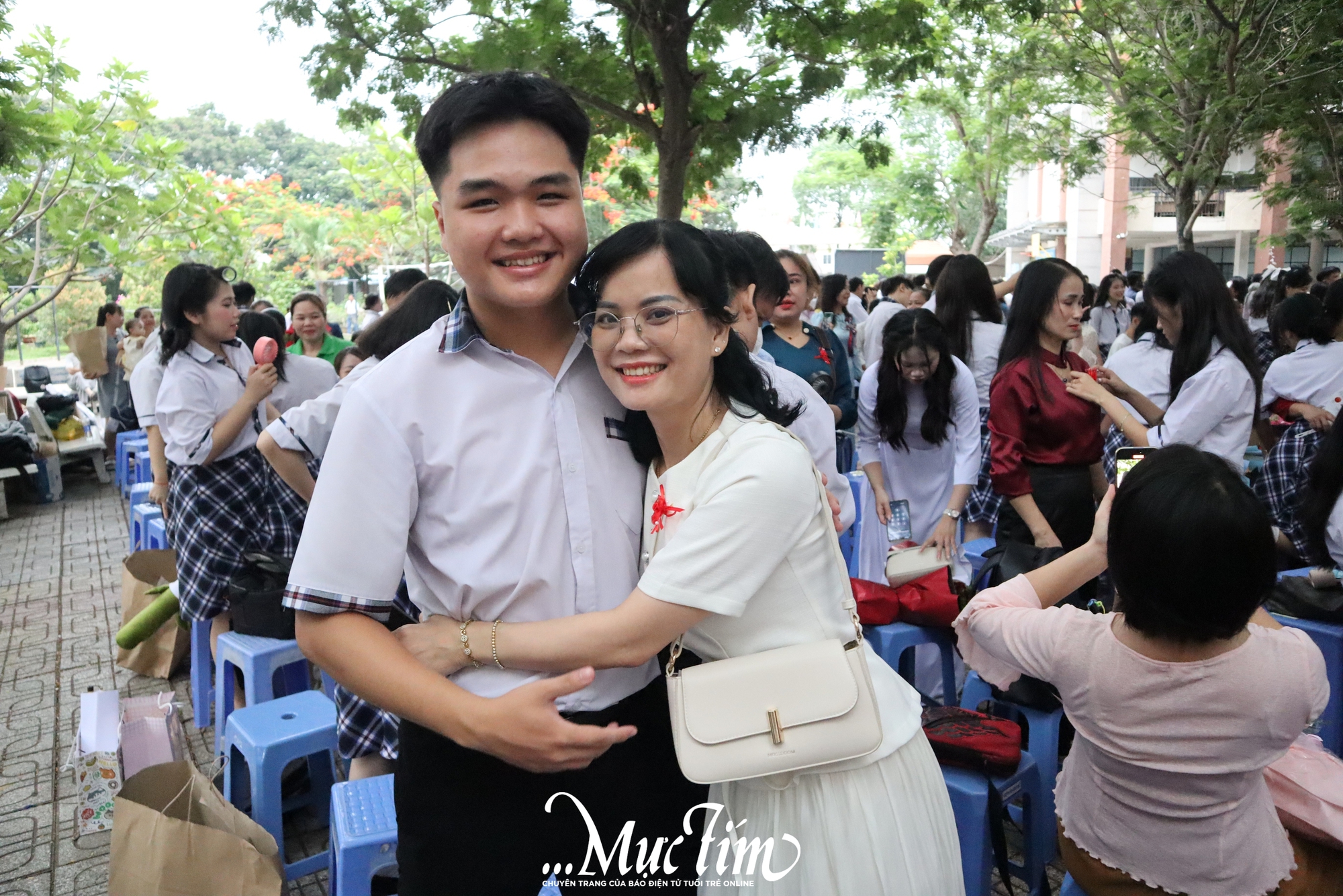 Lời hứa tuổi 18 của học trò Trường THPT Nguyễn An Ninh - Bình Dương trong lễ trưởng thành - Ảnh 6.
