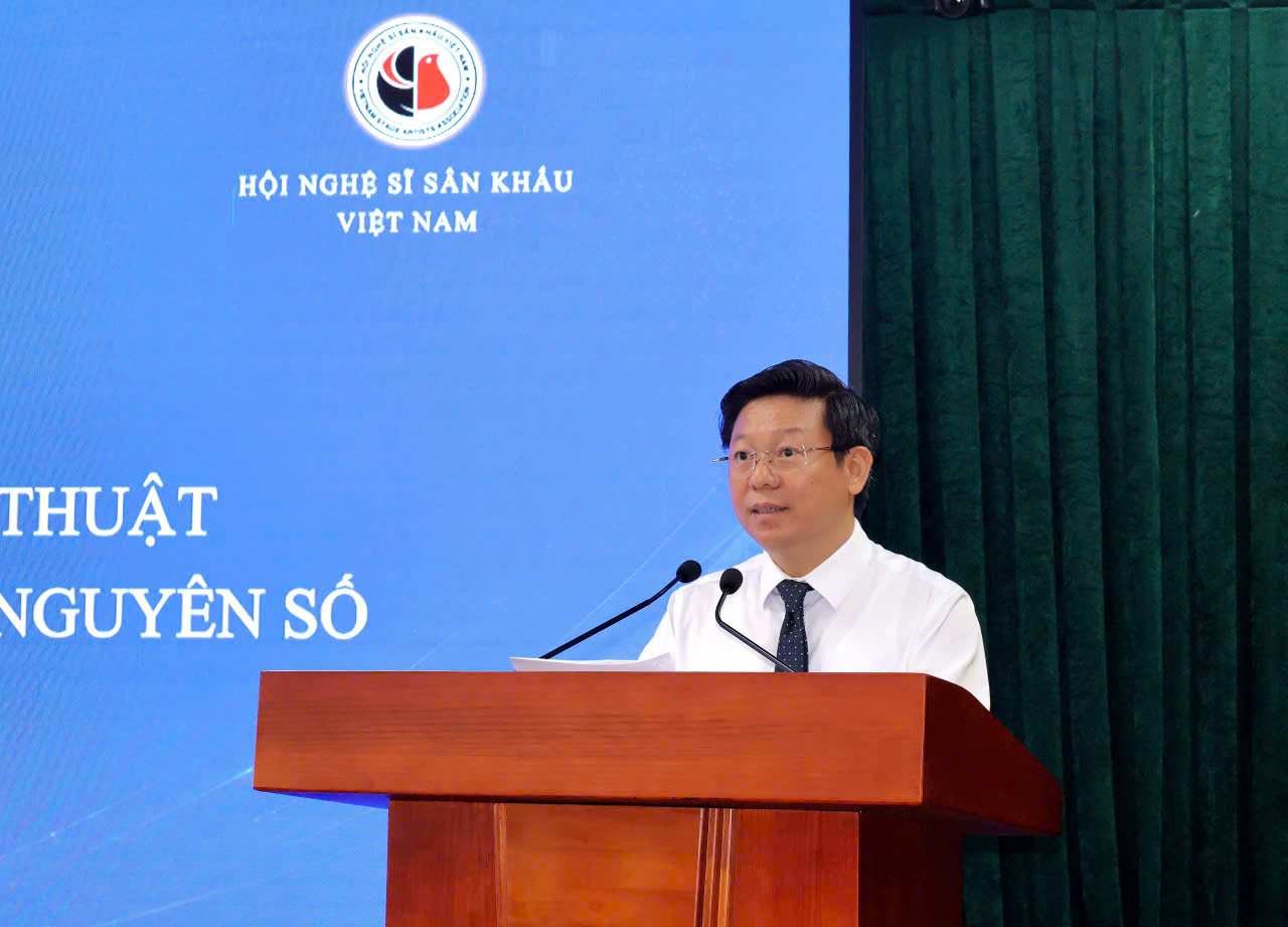 Hát nhép, quảng bá sai lệch nội dung biểu diễn là lừa dối khán giả - Ảnh 1. Chấn chỉnh ca sĩ hát nhép, nhạc sĩ sáng tác lệch chuẩn - Ảnh 1.