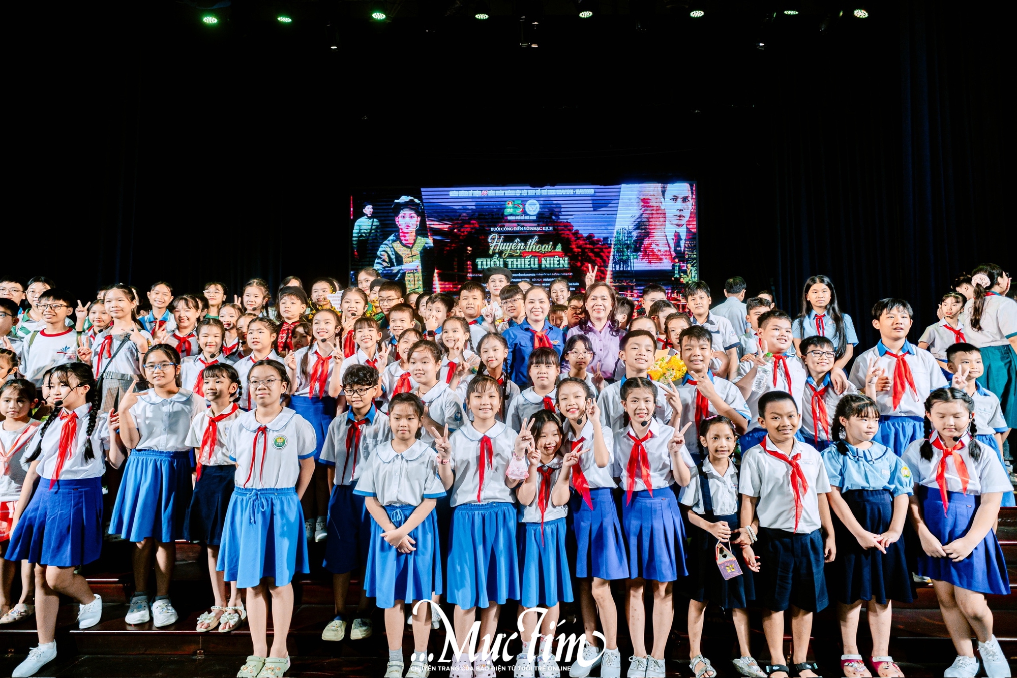 Vở 'Nhạc kịch - Huyền thoại tuổi thiếu niên': Trang sử Đội sống lại qua nghệ thuật sân khấu- Ảnh 11.