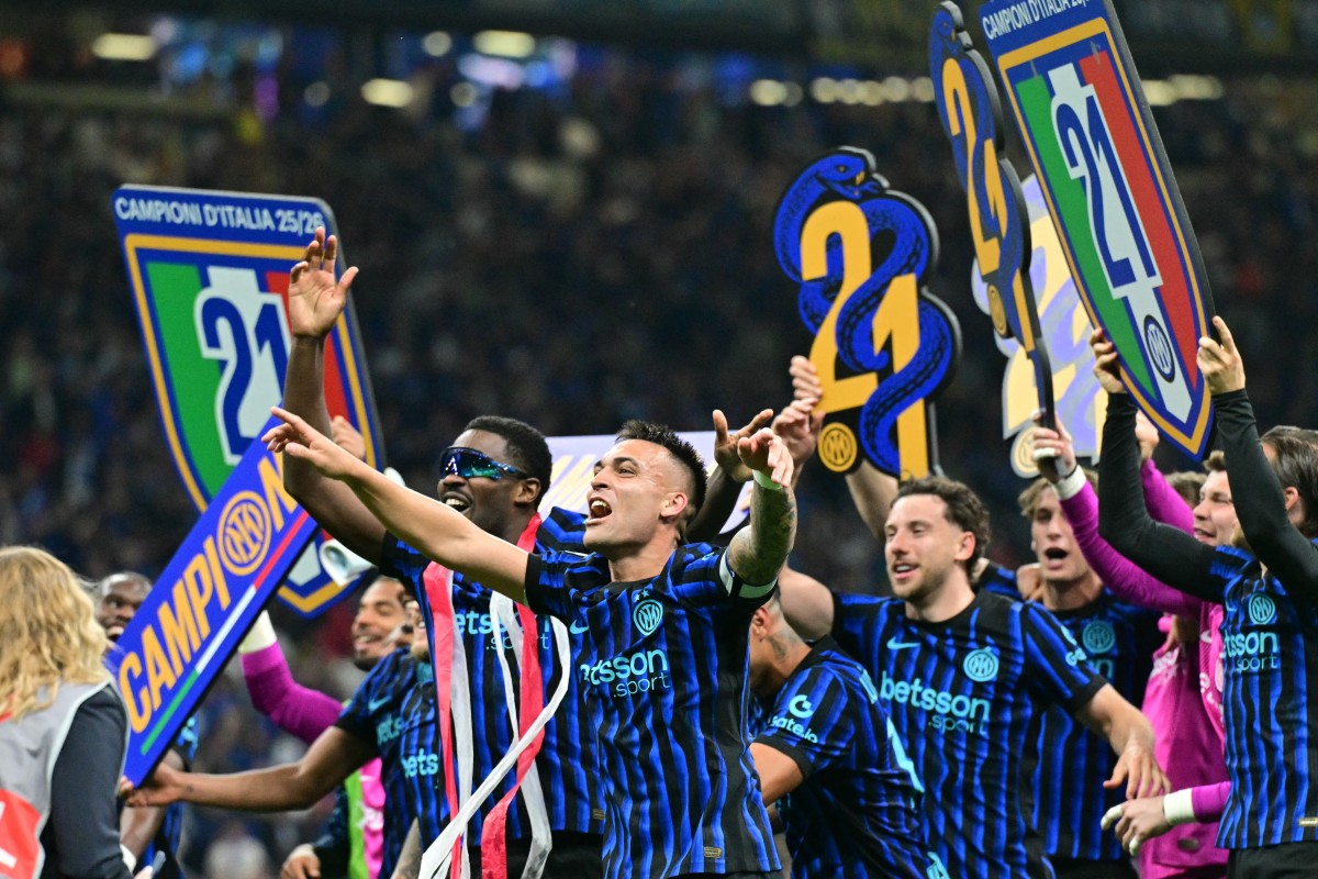 Inter Milan chính thức lên ngôi vô địch Serie A sớm 3 vòng