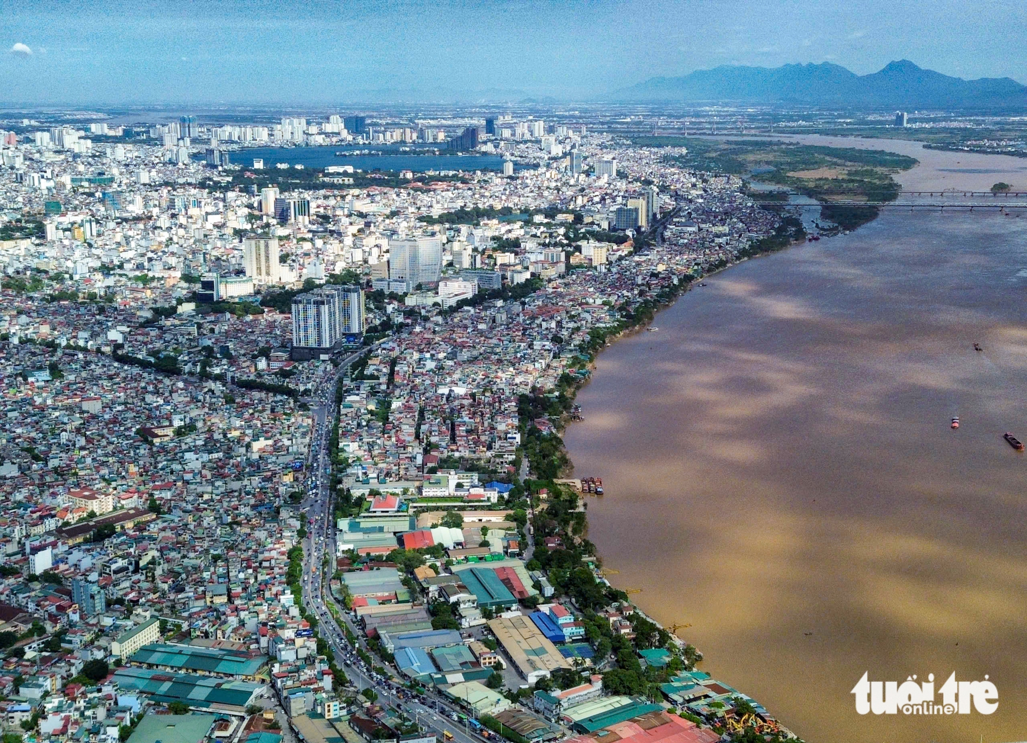 sông Hồng - Ảnh 1.