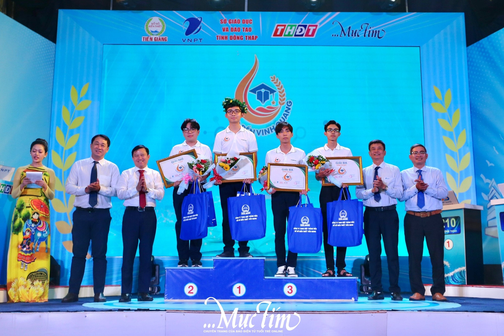 Trường THPT chuyên Nguyễn Quang Diêu có cầu truyền hình chung kết năm Đường đến vinh quang- Ảnh 1.