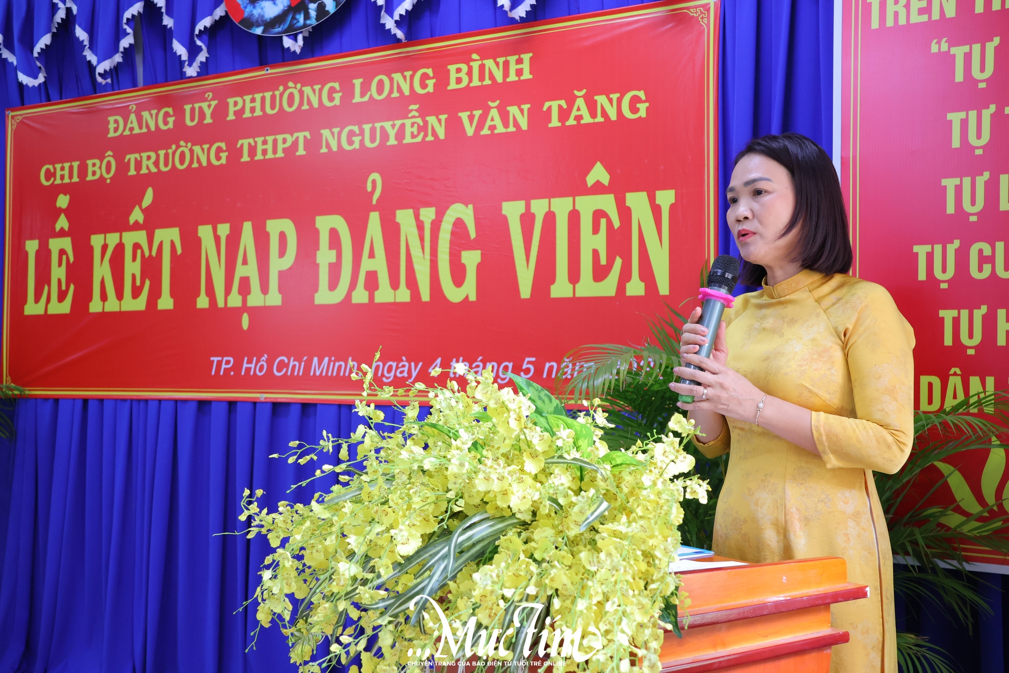 3 nữ sinh Trường THPT Nguyễn Văn Tăng được kết nạp Đảng ở tuổi 18- Ảnh 3.