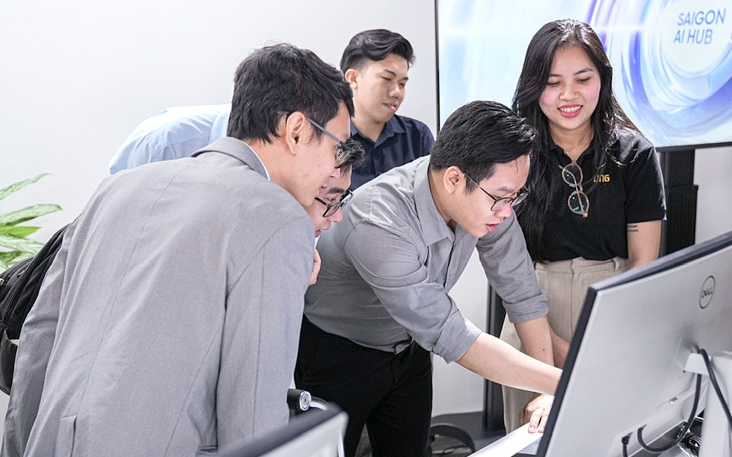 Vietnam National University urged to lead in technology development - Ảnh 1.