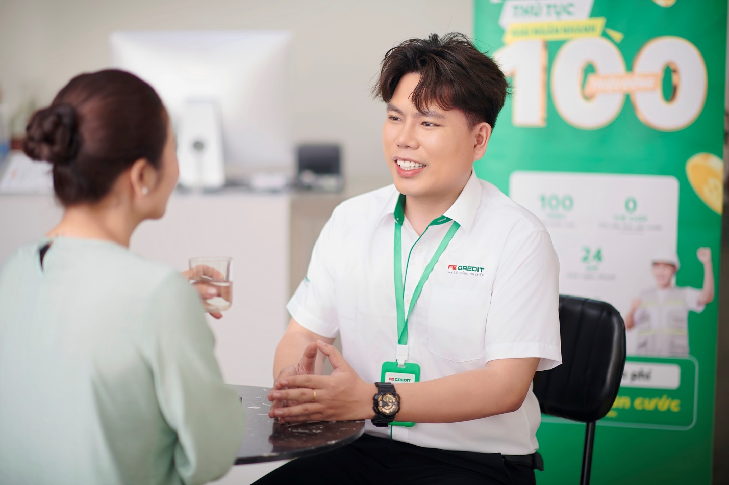 FE CREDIT tăng tốc, kích hoạt hệ sinh thái VPBank - Ảnh 2.