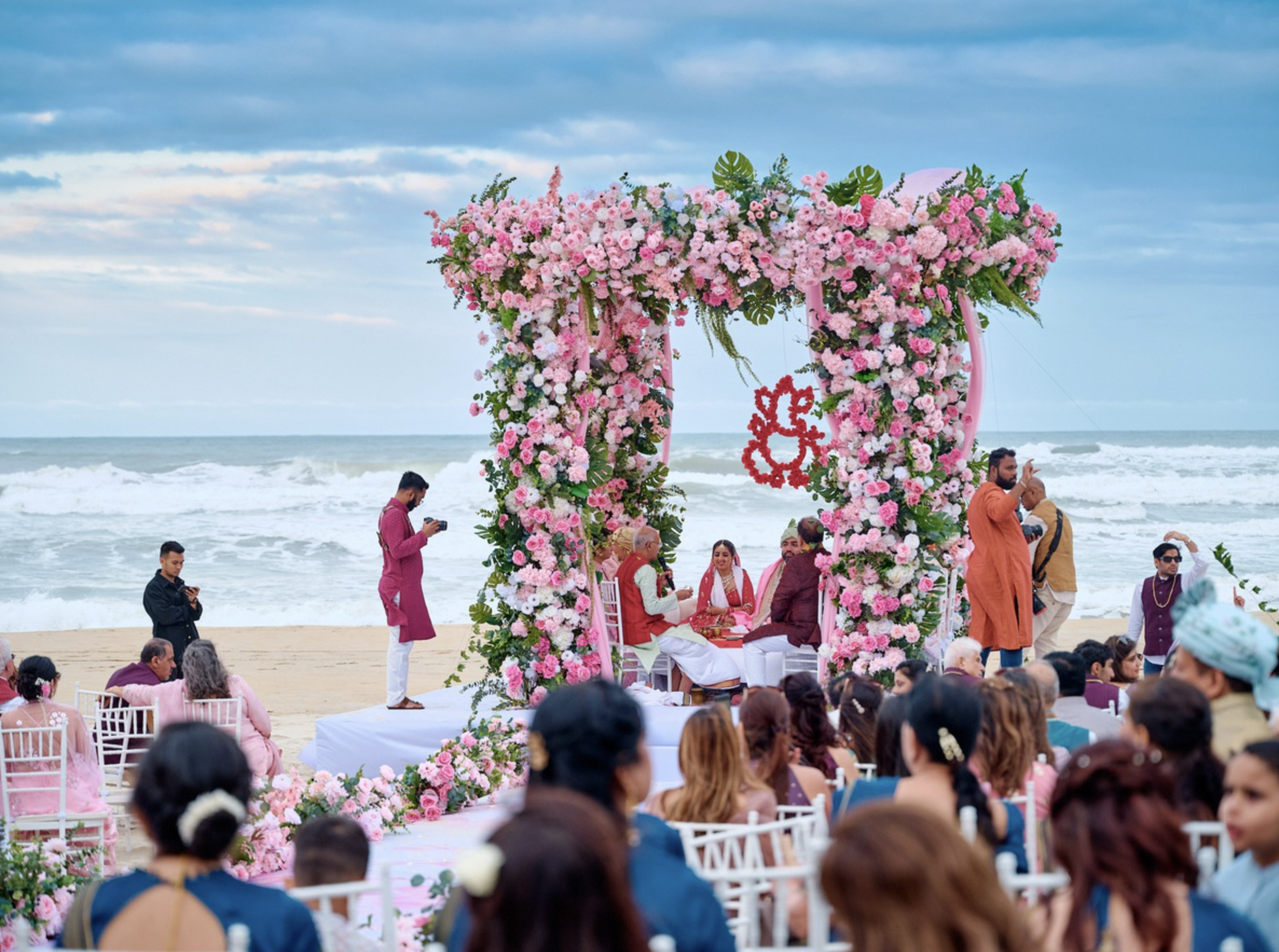 Vietnam emerges as ideal destination for Indian tourists, luxury weddings - Ảnh 1.