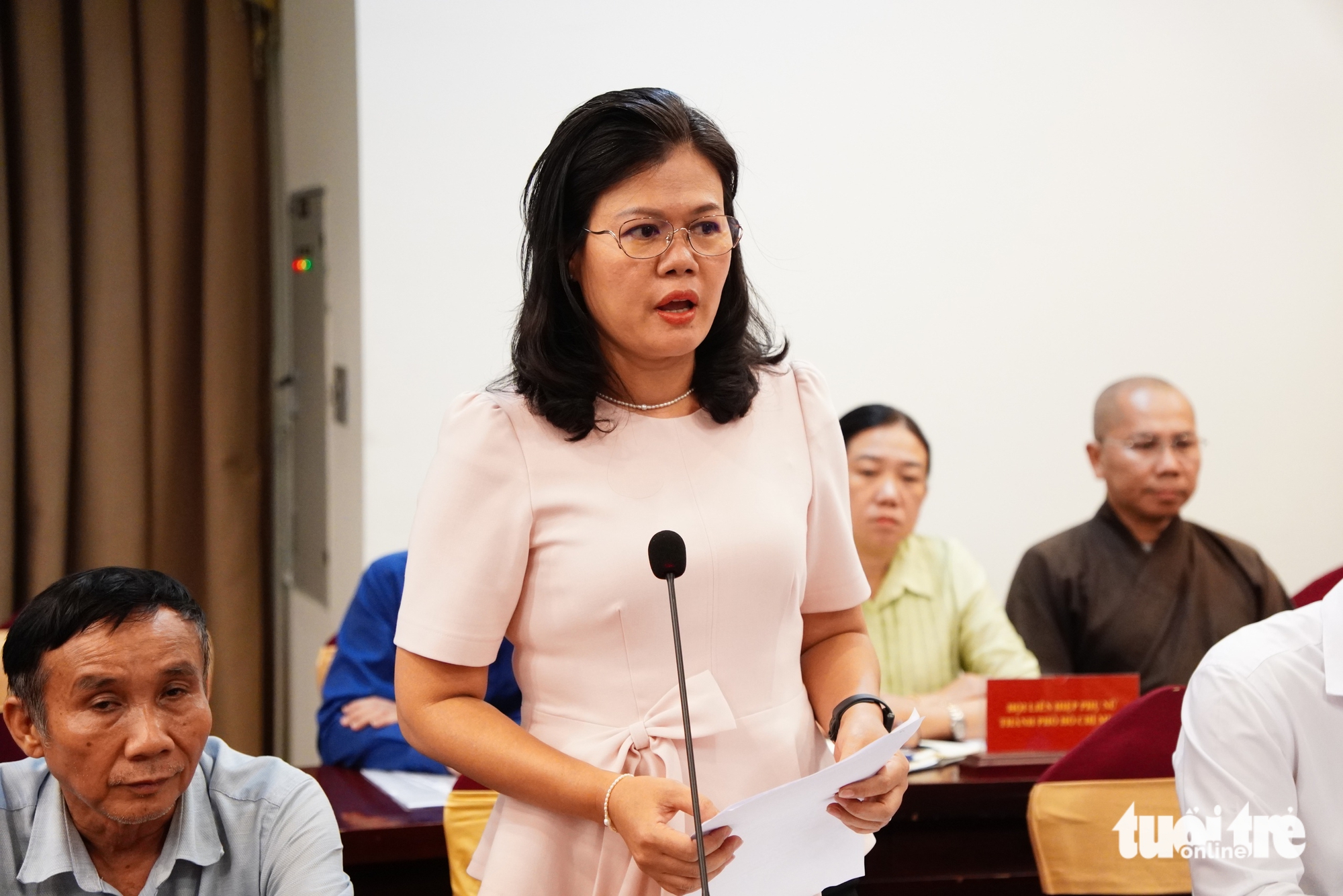 Phó bí thư Thành ủy Nguyễn Phước Lộc: Mạnh dạn cắt giảm phong trào hình thức, gây dàn trải nguồn lực - Ảnh 3.