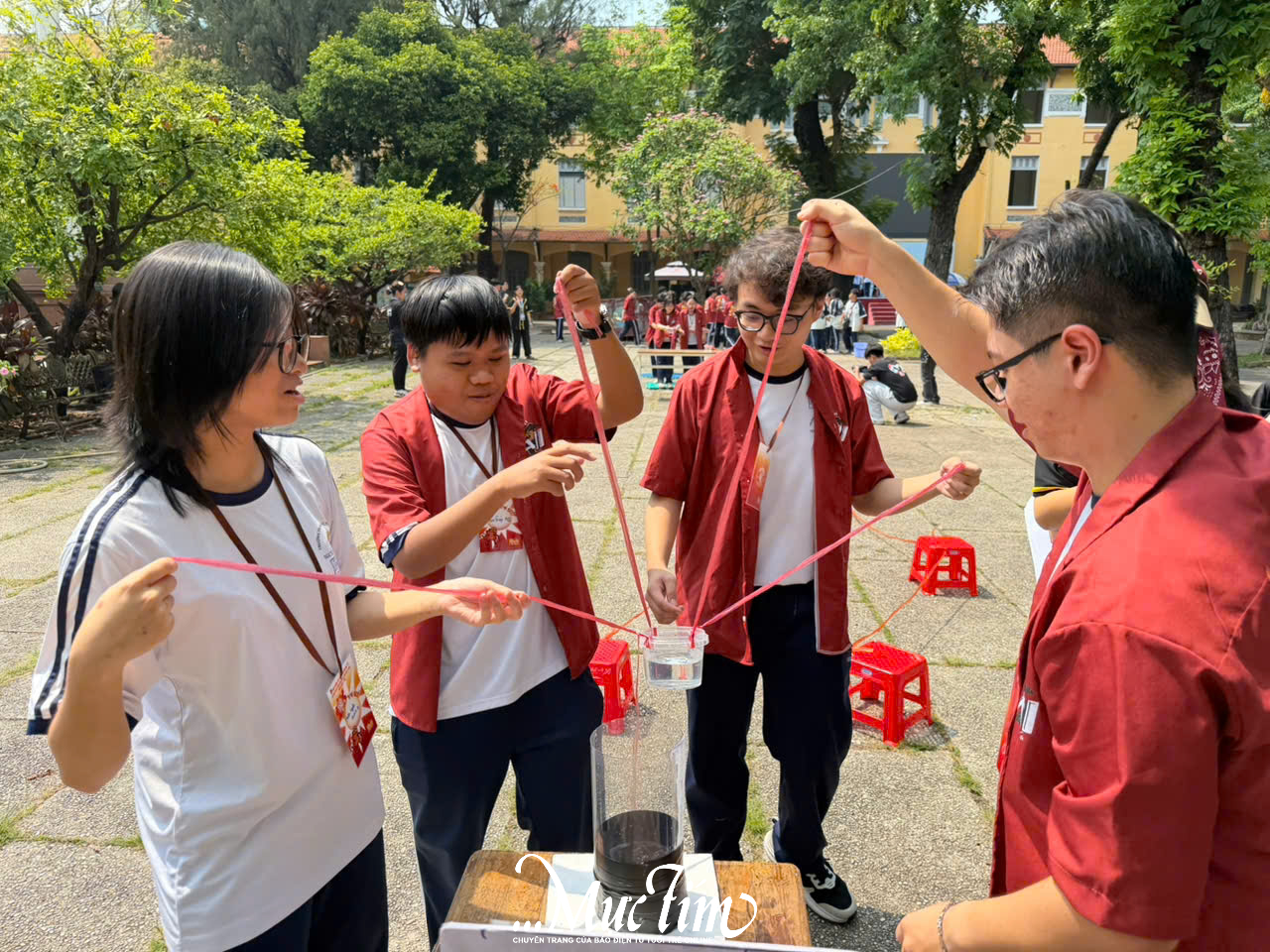 Hơn 500 teen Trường THPT Nguyễn Thị Minh Khai cùng vượt trạm, khởi đầu bước tiến mới - Ảnh 7.