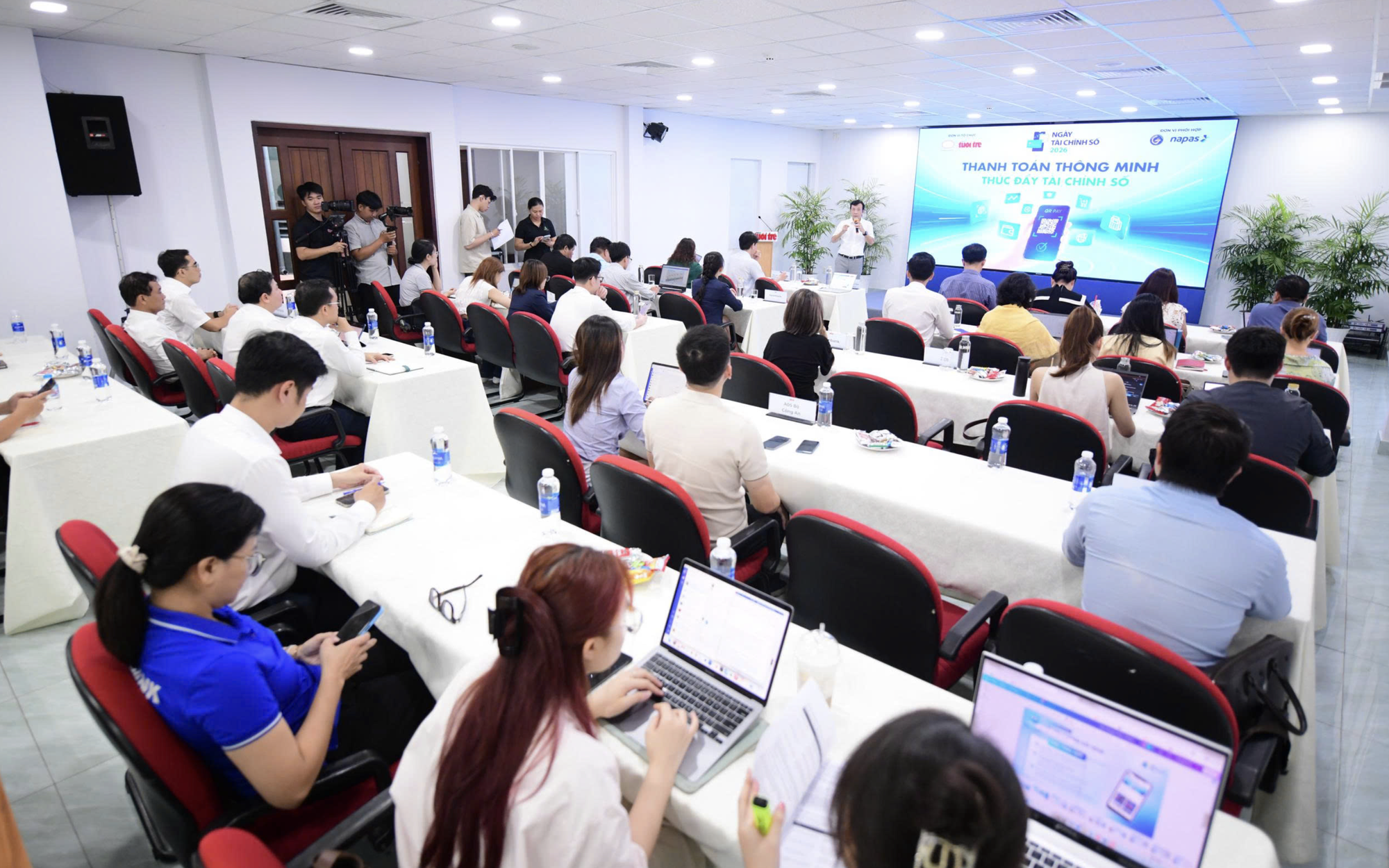 Digital Finance Day to open in Ho Chi Minh City tomorrow - Ảnh 1.