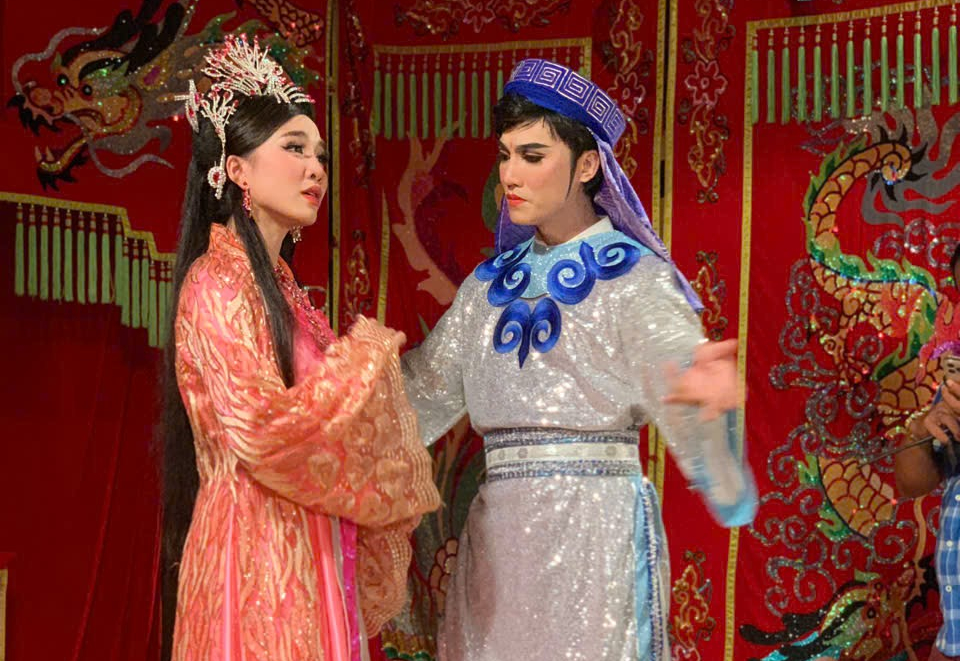 Nợ đời vay trả - Ảnh 1.