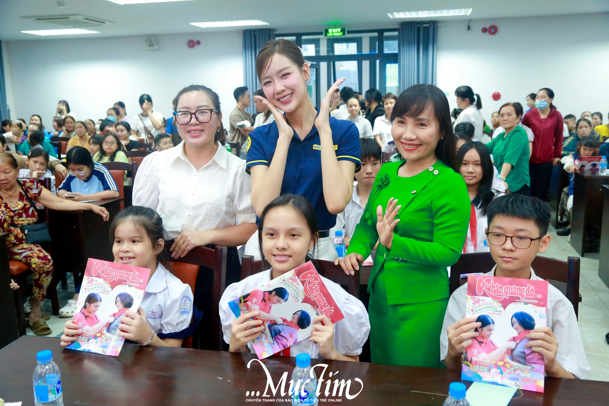 Chương trình "Tết Thiếu nhi Hạnh phúc" trao học bổng, tiếp sức 150 trẻ em và phụ nữ vượt khó- Ảnh 1.