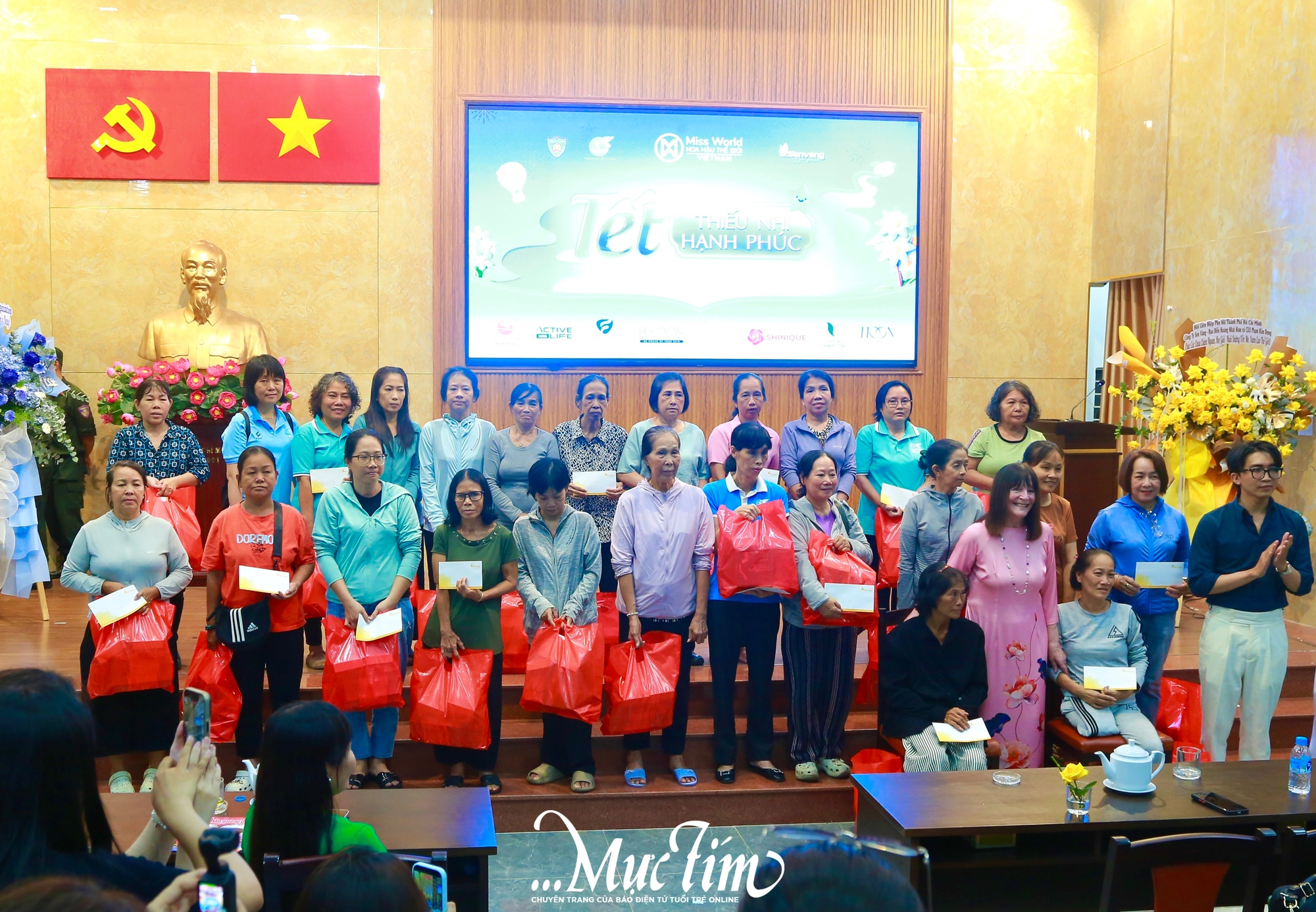 Chương trình "Tết Thiếu nhi Hạnh phúc" trao học bổng, tiếp sức 150 trẻ em và phụ nữ vượt khó- Ảnh 6.