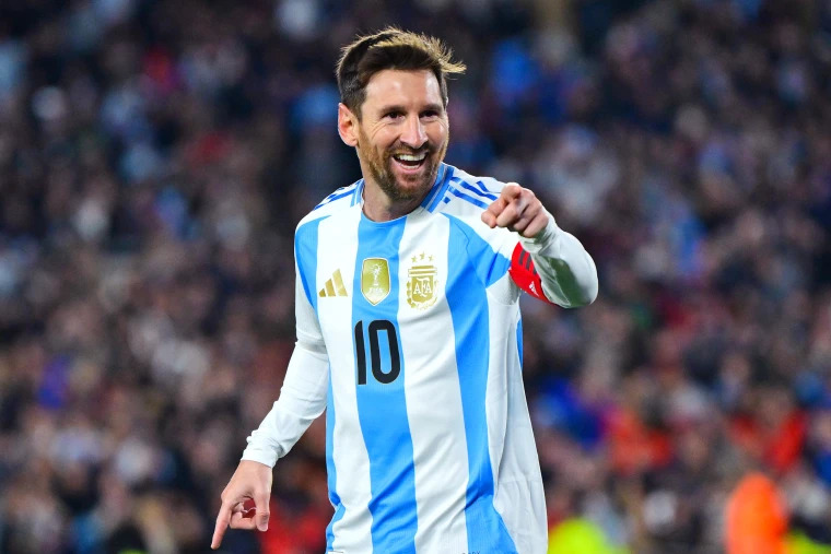 Messi vừa vào sân 1 phút liền ghi bàn, người hâm mộ Argentina thở phào - Ảnh 1.