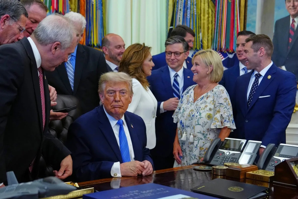 Trump - Ảnh 1.