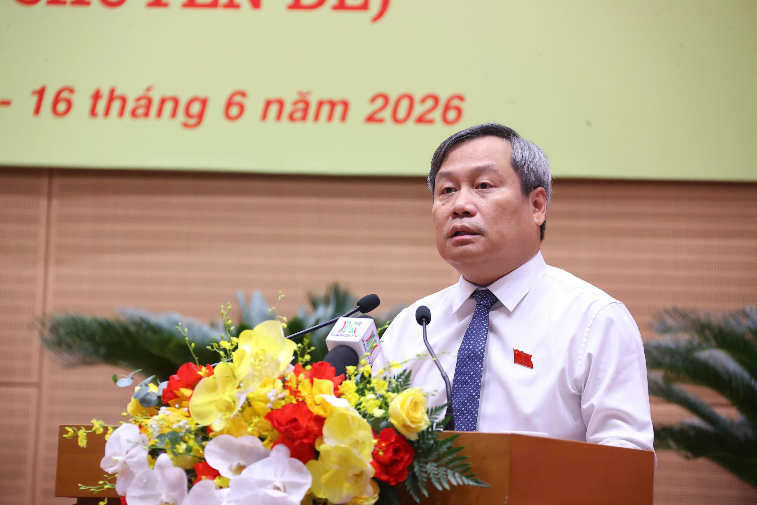Chủ tịch Hà Nội: Quá thận trọng khi xây dựng chính sách sẽ bỏ lỡ cơ hội, nhưng nóng vội sẽ rủi ro - Ảnh 2.