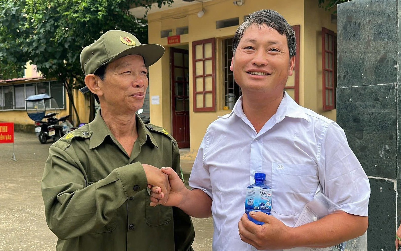 Bí thư chi bộ ấp Cần Thơ nhận hỗ trợ 213 triệu đồng khi nghỉ việc - Ảnh 1.