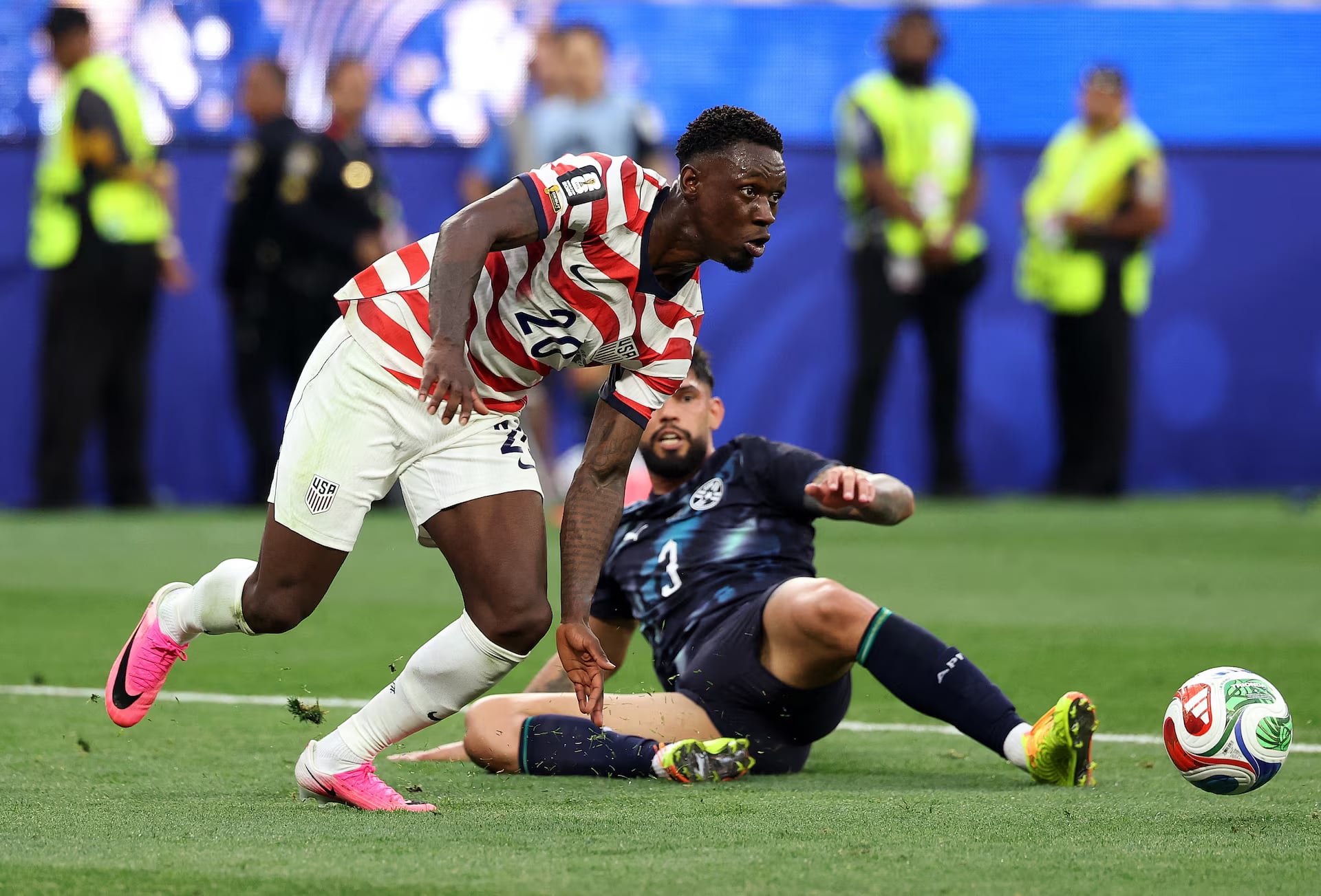 Gallery - US thrash Paraguay 4-1 for dream World Cup start