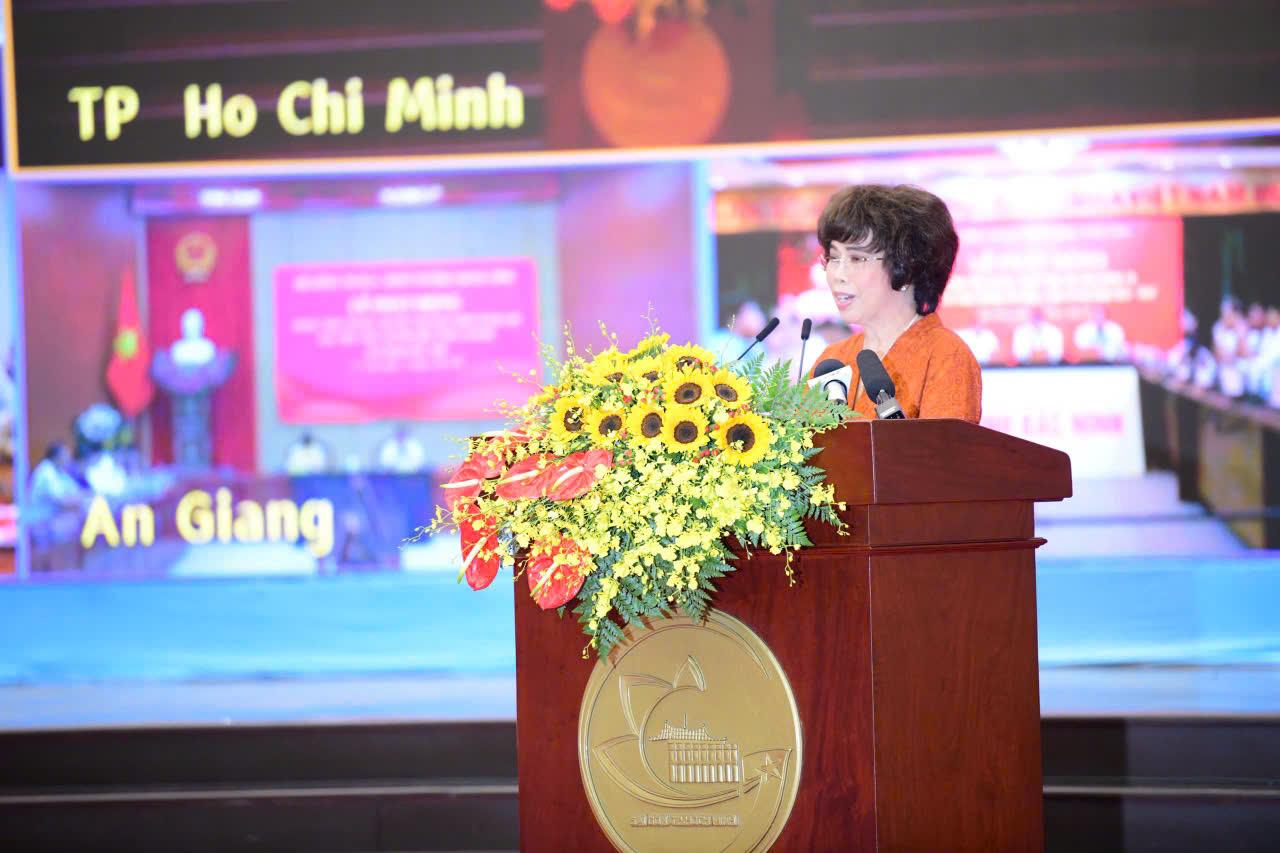 Thái Hương - Ảnh 1.