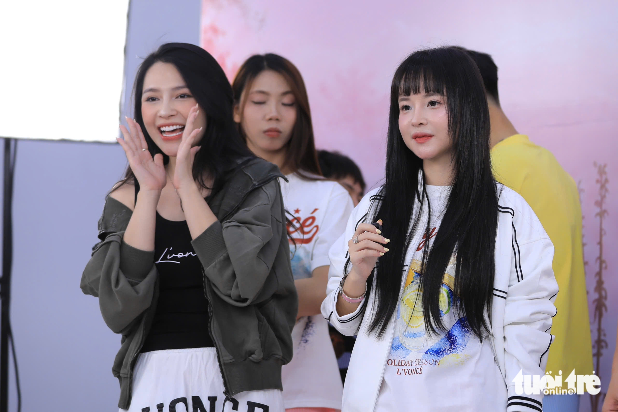 Nhiều thương hiệu lần đầu tiên tham gia mega livestream vì Ước mơ của Thúy - Ảnh 6. Ước mơ của thúy - Ảnh 5.