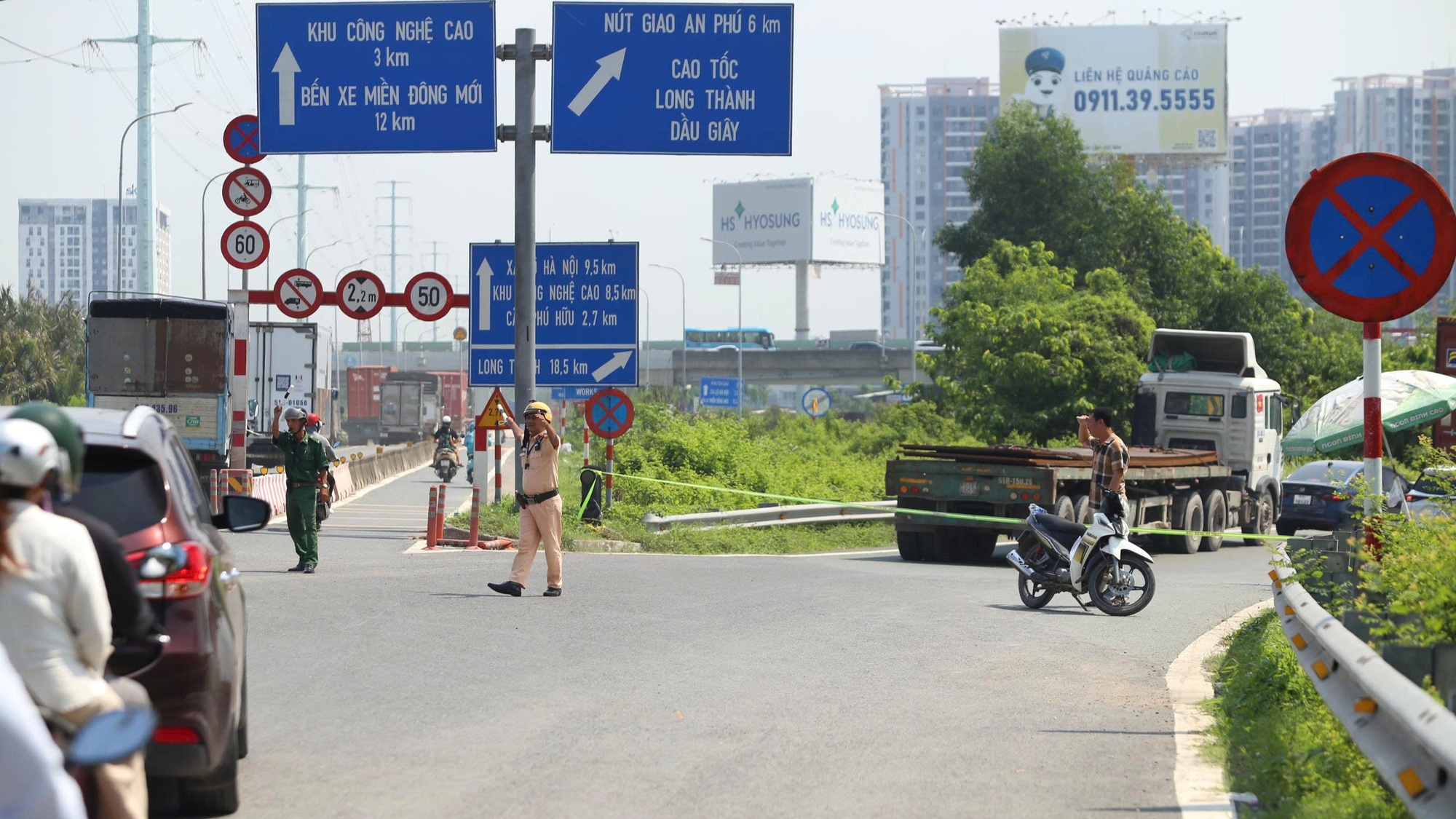 'Bí quyết' thoát kẹt xe trên cao tốc TP.HCM - Long Thành - Dầu Giây - Ảnh 2.