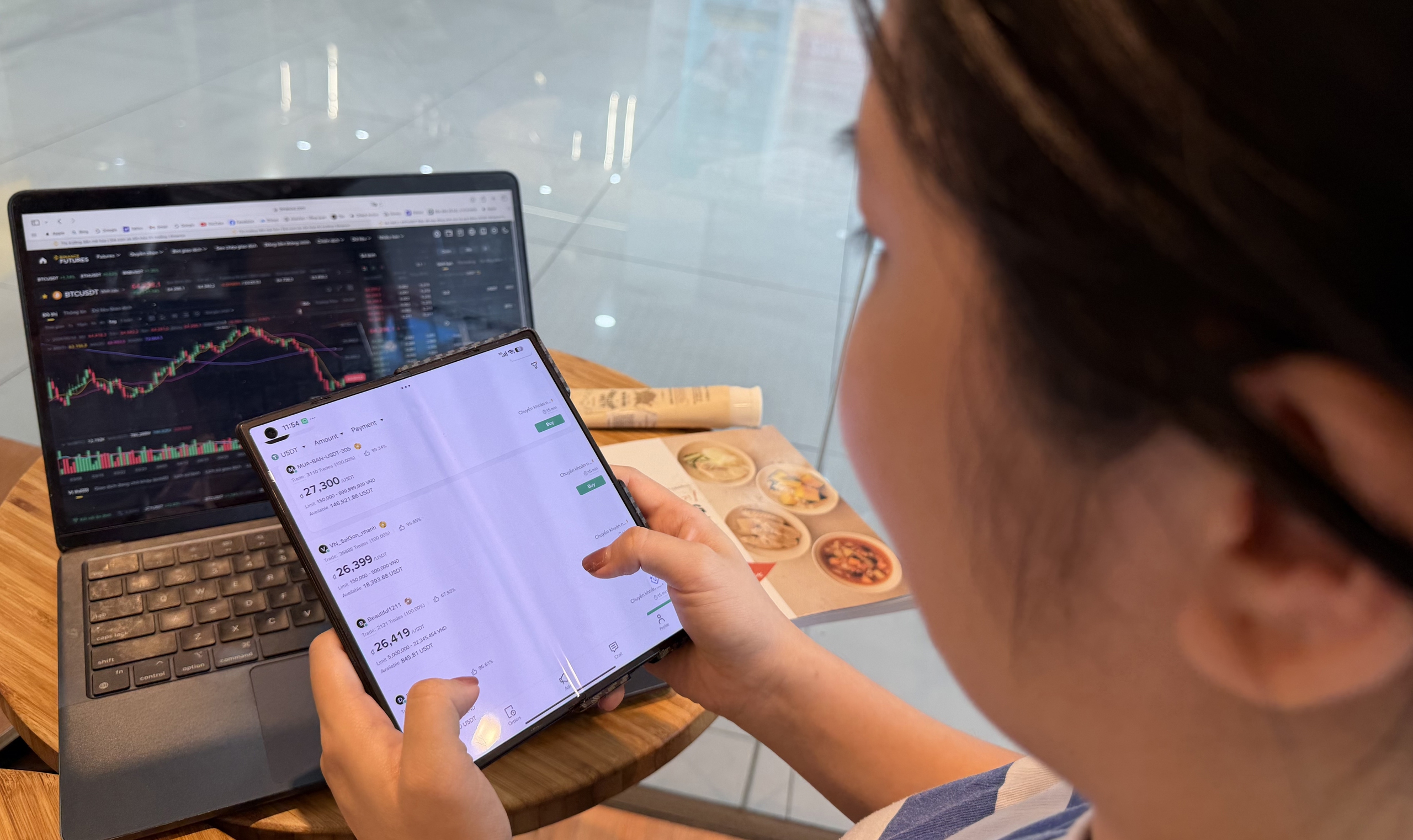 Vietnam’s booming P2P crypto market attracts traders despite mounting risks- Ảnh 1.