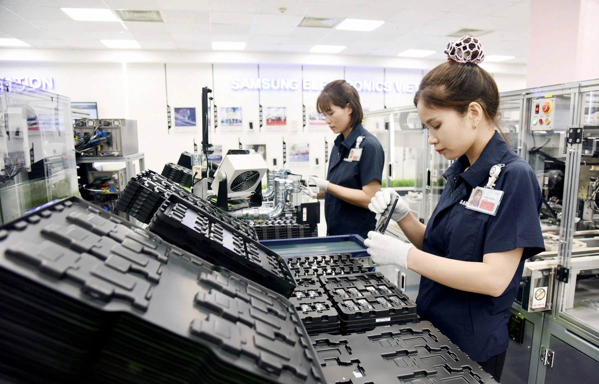 Doanh nghiệp ưu tiên chiếm khoảng 30% kim ngạch xuất nhập khẩu cả nước - Ảnh 2.
