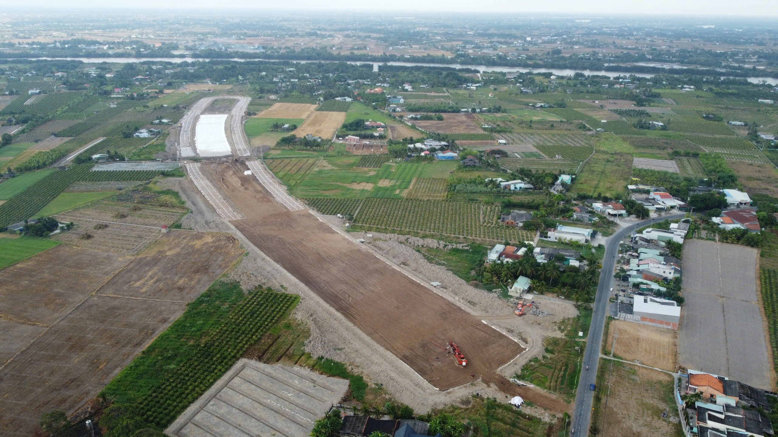 Tây Ninh tán thành chủ trương thành lập 9 phường, phê duyệt tuyến chính đường nối TP.HCM - Đồng Tháp - Ảnh 2.