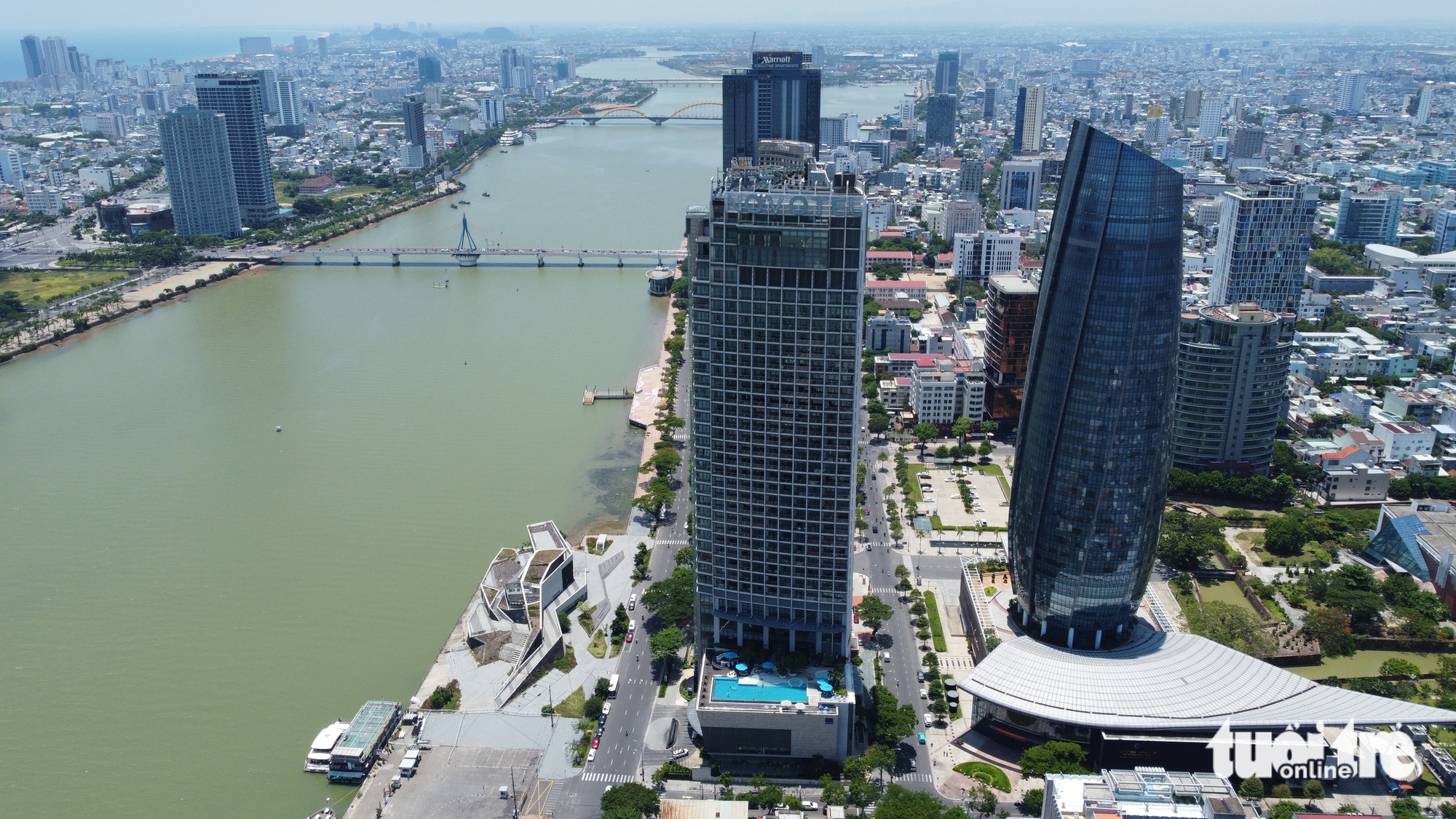 Đà Nẵng rút ngắn thời gian làm sổ đỏ cho người dân năm 2026 - Ảnh 1. Đà Nẵng rút ngắn thời gian làm sổ đỏ cho người dân năm 2026 - Ảnh 1.