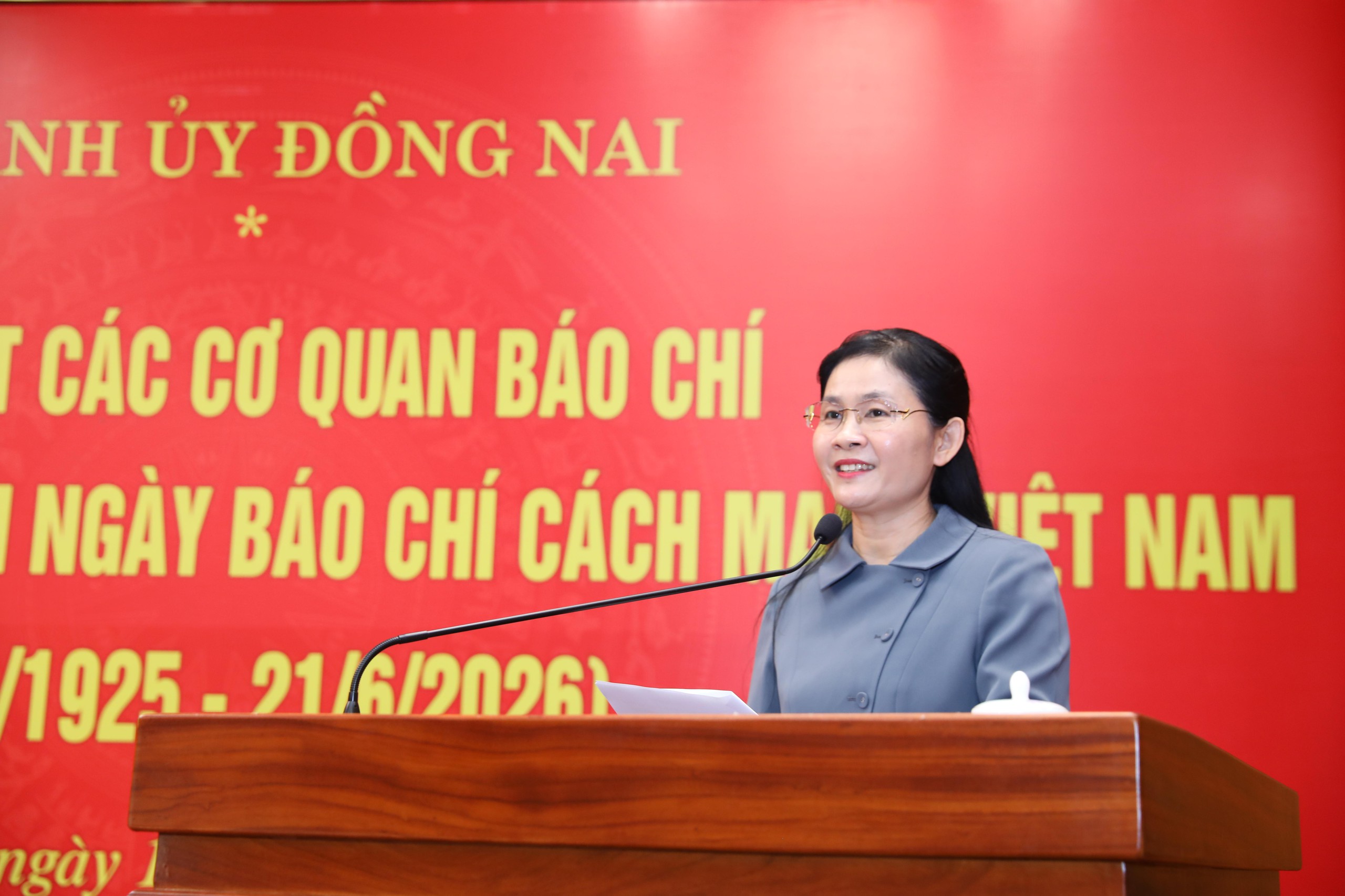 Thành uỷ Đồng Nai gặp gỡ các cơ quan báo chí - Ảnh 1.