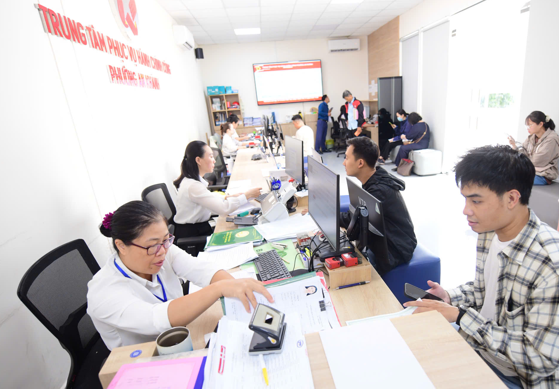 Đích đến cuối cùng của chính sách - Ảnh 1.