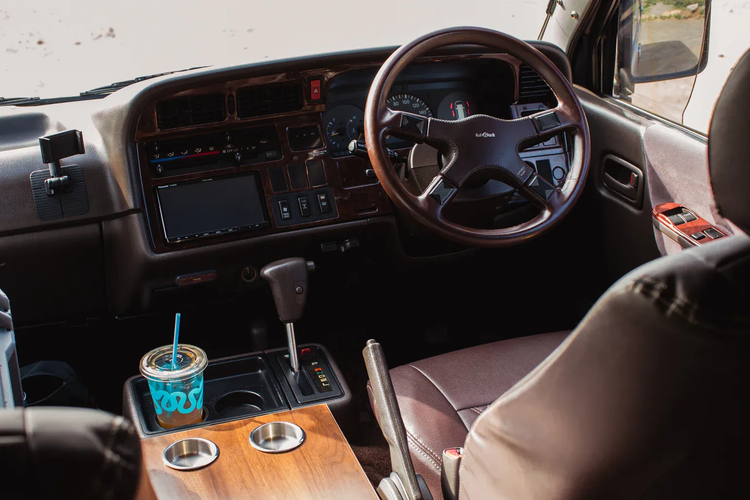 'Cá mập' Toyota đủ tiện nghi - Ảnh 4.