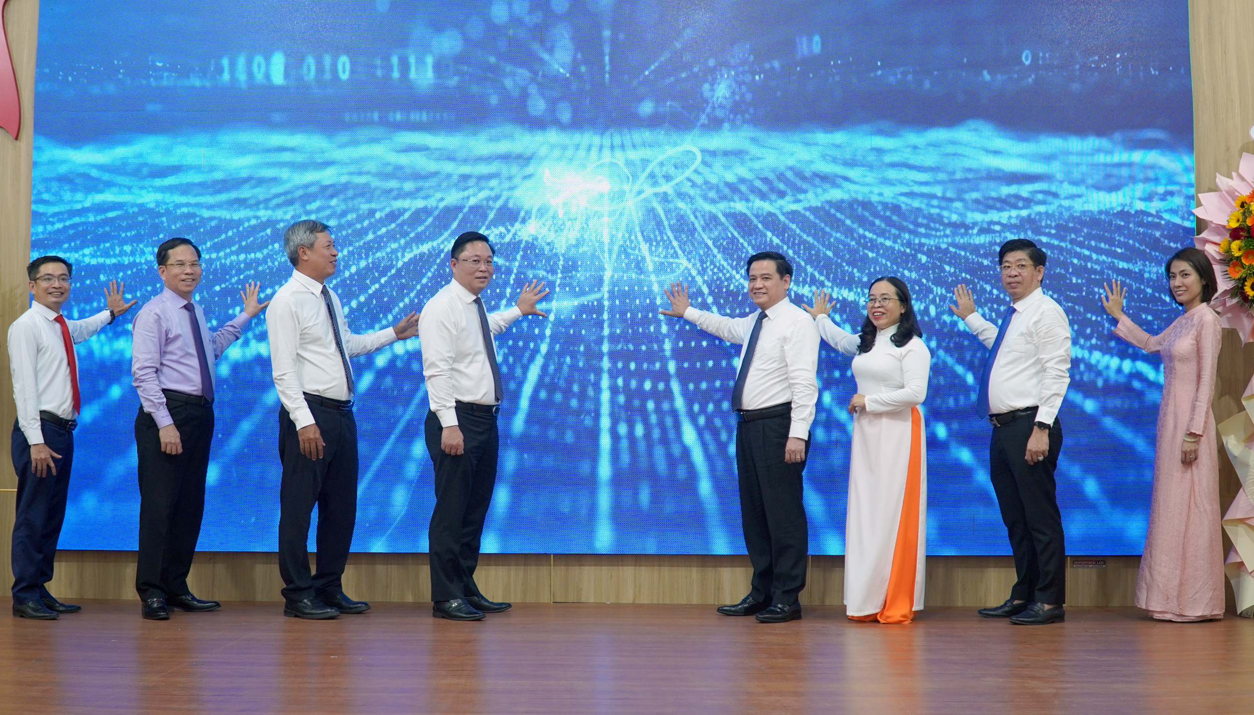 Phường ở Đà Nẵng vận hành hệ thống chính quyền số, quản trị dựa trên dữ liệu - Ảnh 2.